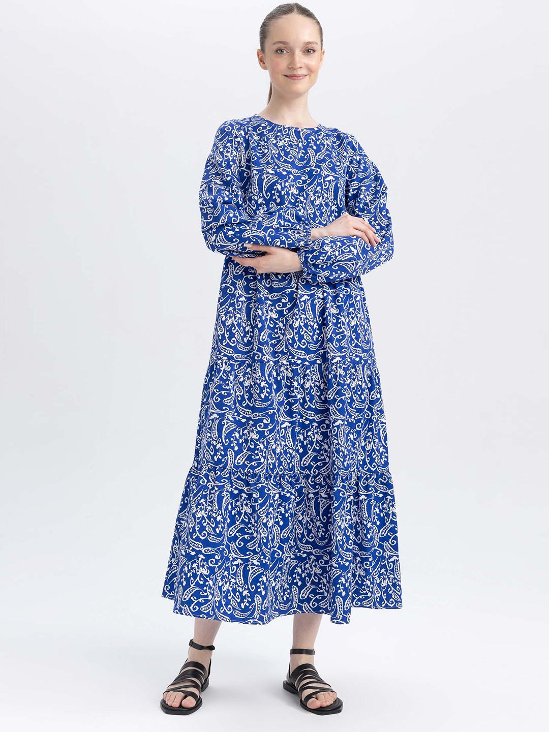 

DeFacto Floral Print Fit & Flare Maxi Dress, Na