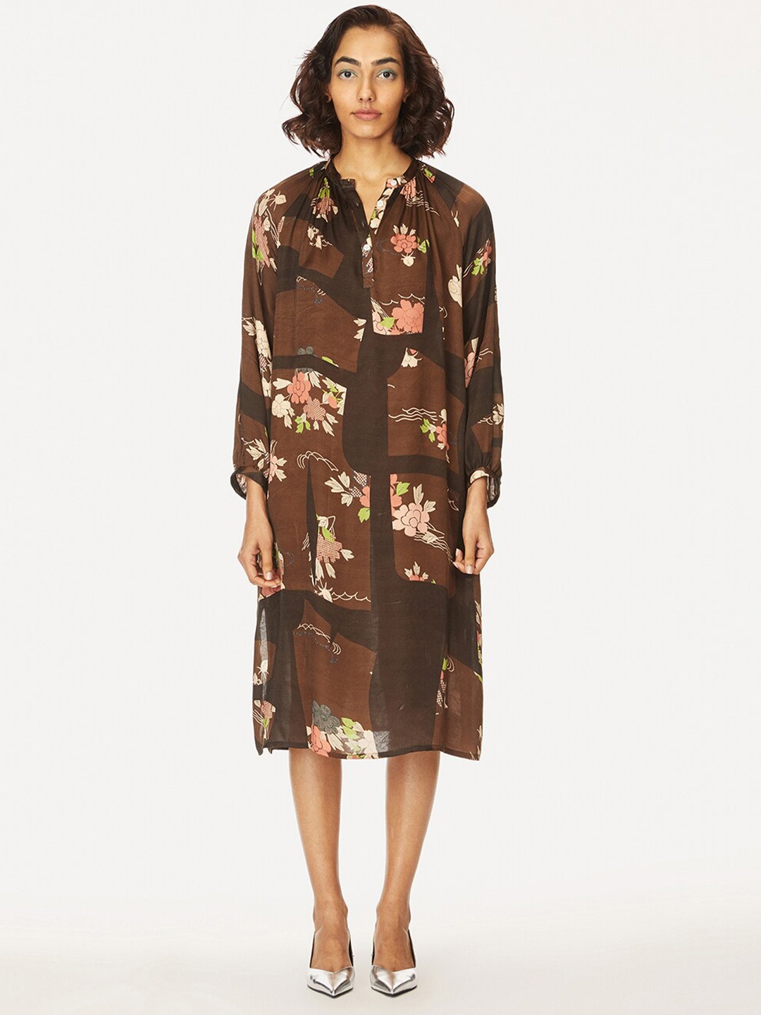 

Bhaane Floral Print Mandarin Collar Midi Dress, Brown