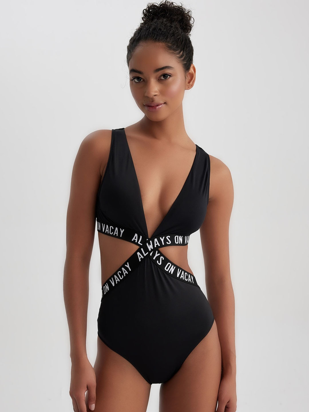 

DeFacto V-Neck Cut-Out Bodysuit, Black