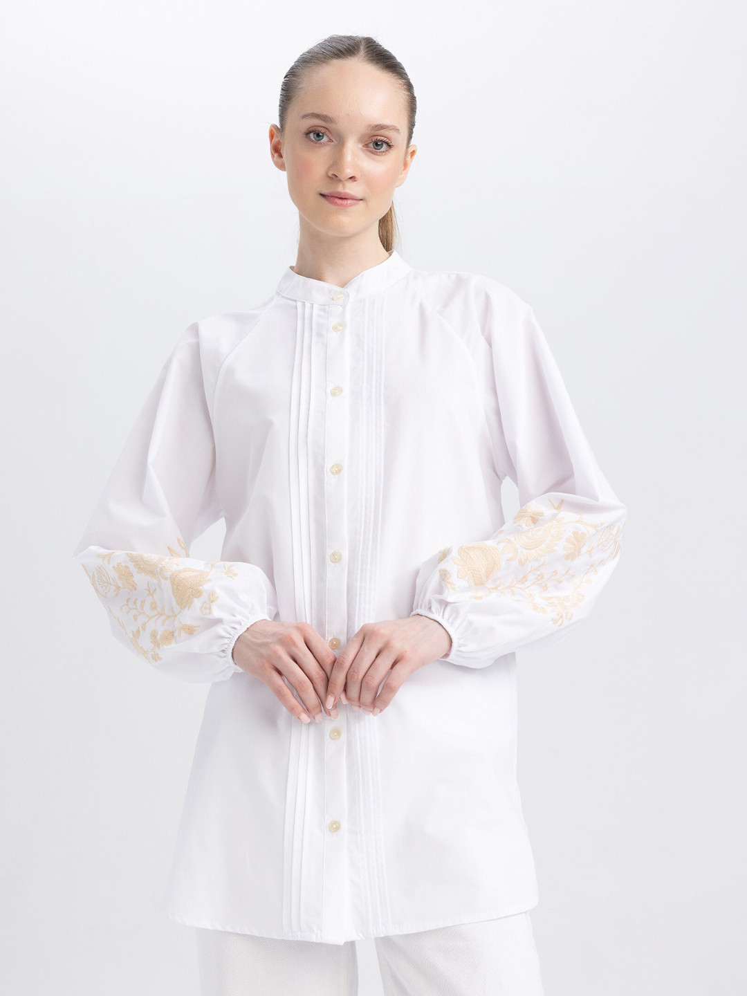

DeFacto Long Sleeves Embroidered Tunic, White