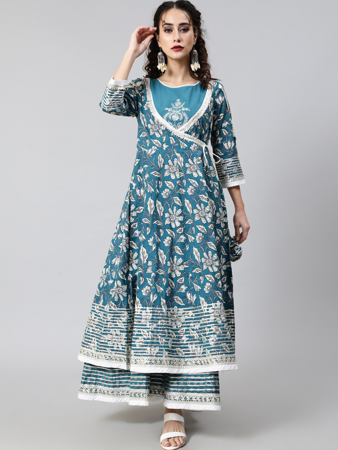 

AKS Couture Floral Printed Sleeveless Cotton Maxi Dress With A Detachable Jacket, Blue