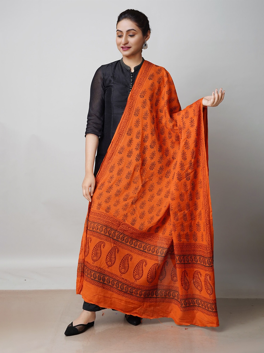 

Unnati Silks Ethnic Motifs Printed Pure Cotton Dupatta, Orange