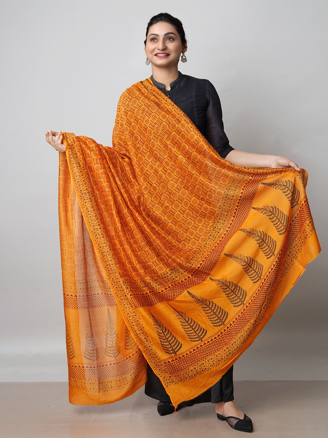 

Unnati Silks Ethnic Motifs Printed Pure Cotton Dupatta, Orange