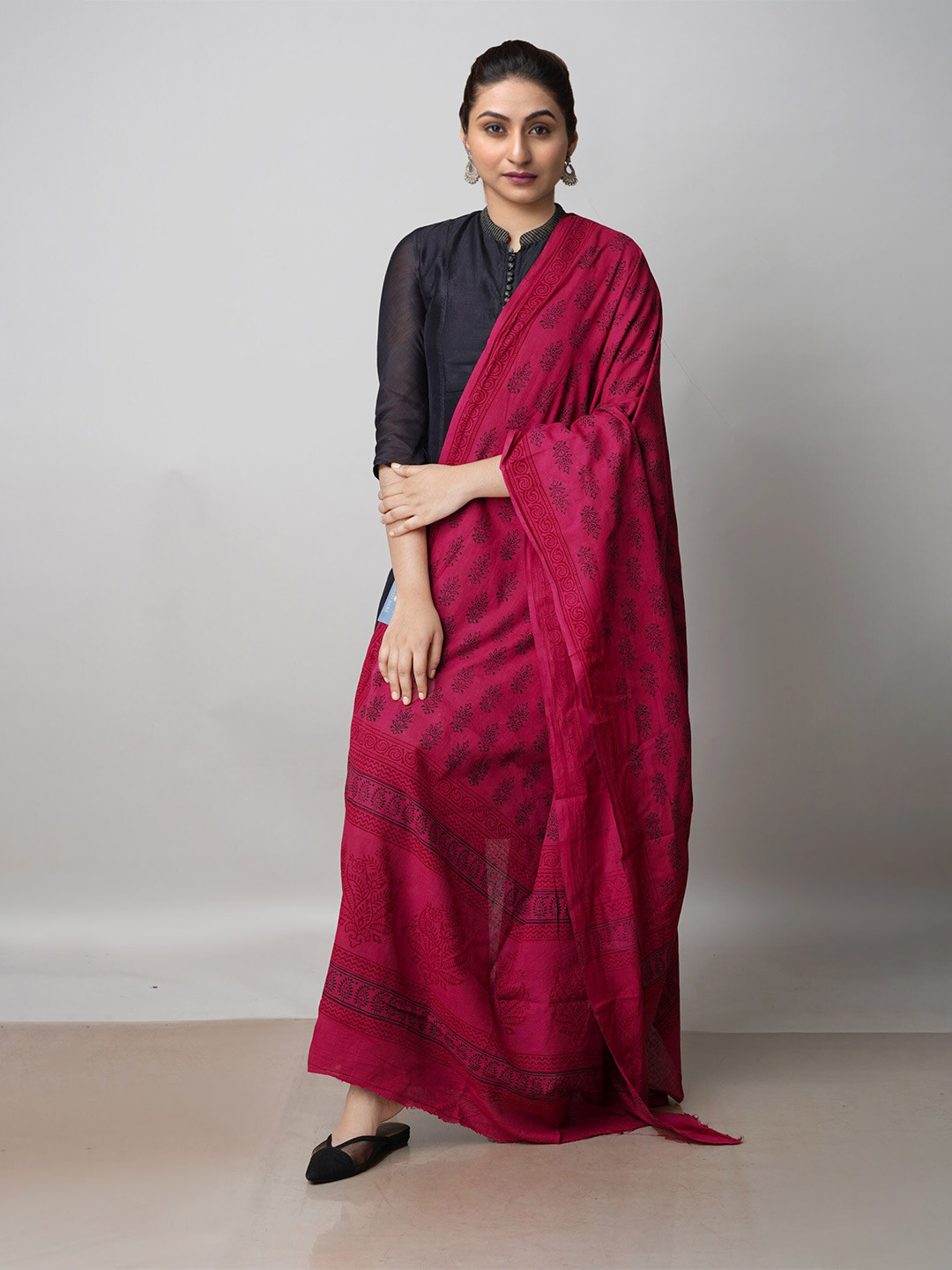 

Unnati Silks Ethnic Motifs Printed Pure Cotton Dupatta, Maroon