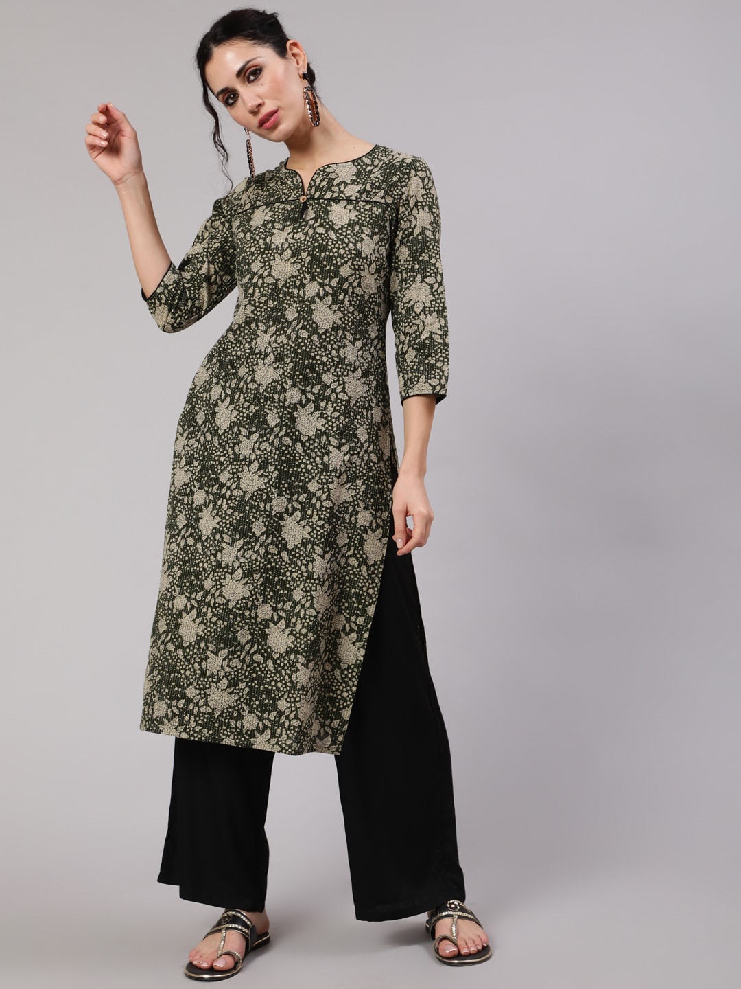 

AKS Floral Printed V-Neck Straight Cotton Kurta, Green