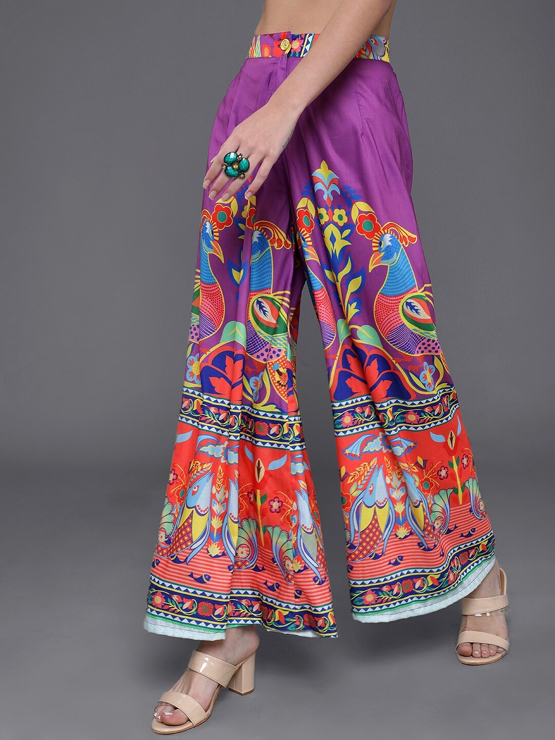 

AKS Women Ethnic Motifs Printed Flared Palazzos, Purple