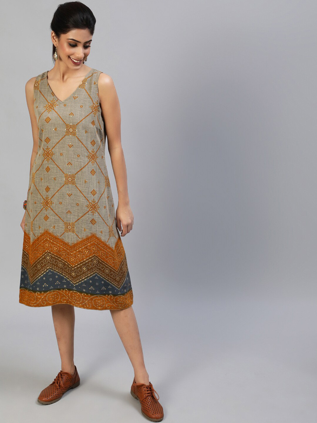 

AKS Couture Ethnic Motifs Printed Sleeveless A-Line Midi Dress, Beige