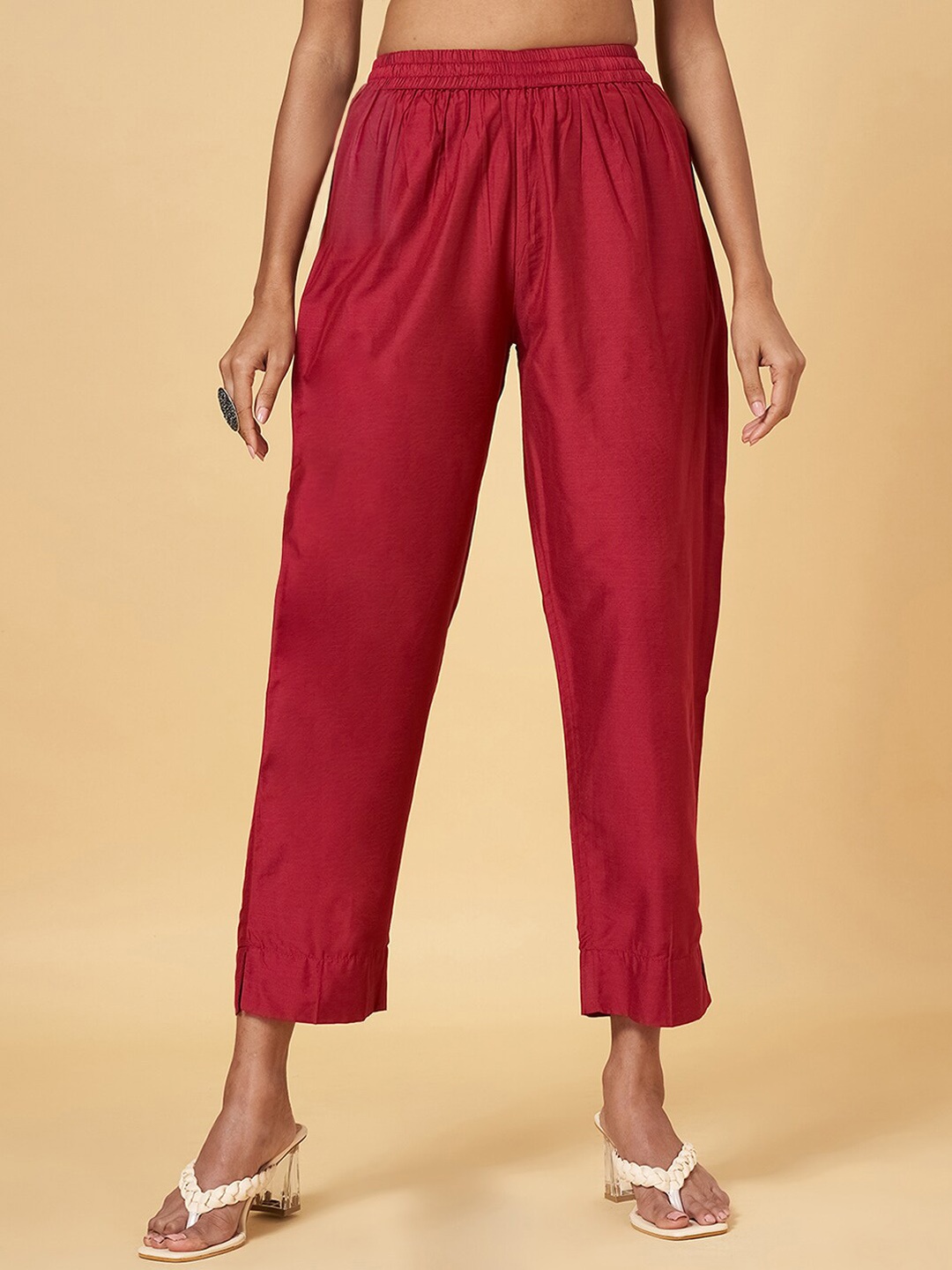 

RANGMANCH BY PANTALOONS Women Cropped Regular Trousers, Red