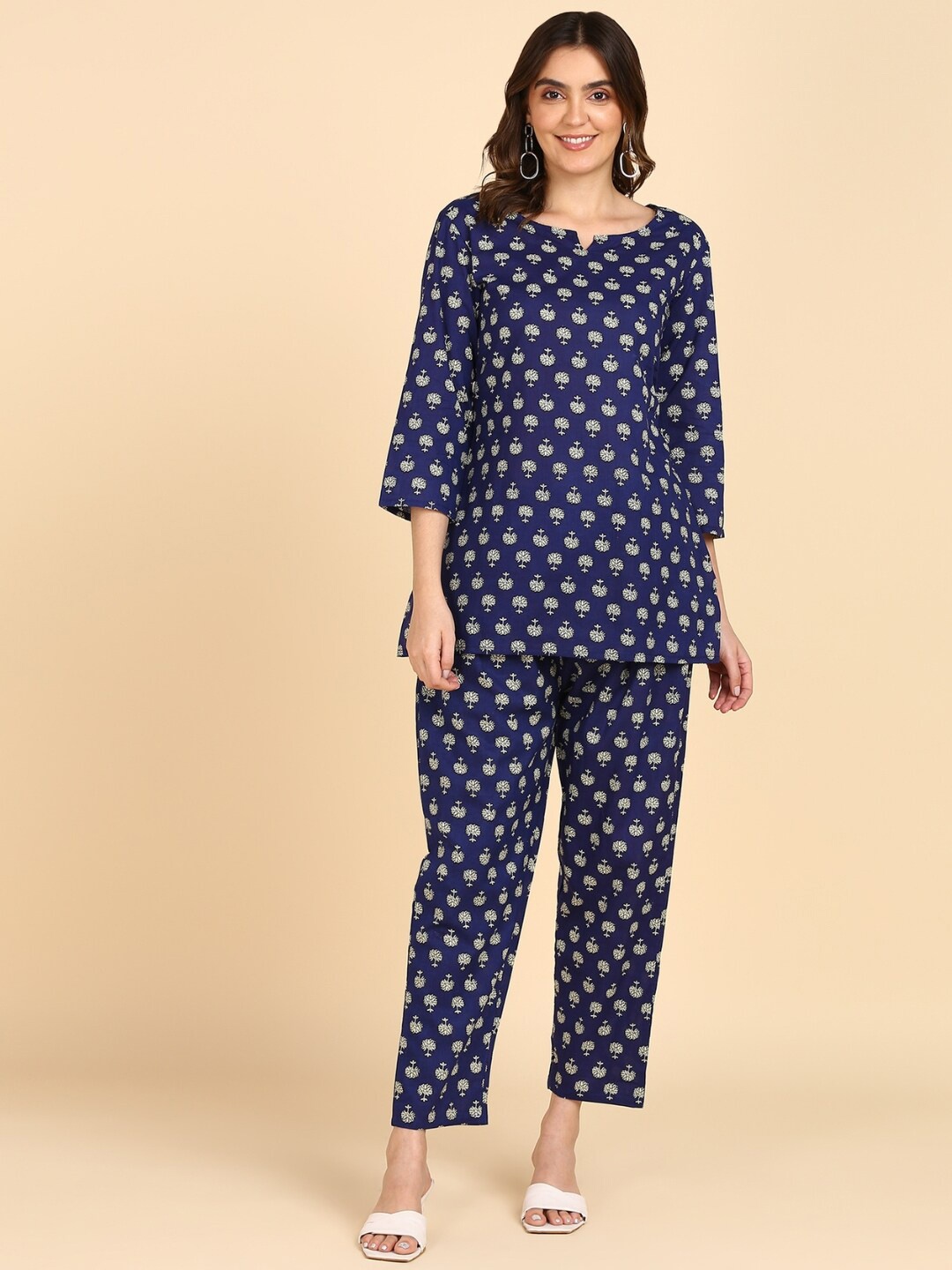 

VEDANA Ethnic Motifs Printed Pure Cotton Top With Trouser Co-Ords, Blue