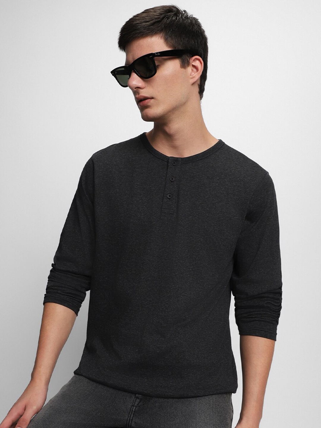

Dennis Lingo Henley Neck Regular Fit Cotton T-shirt, Grey