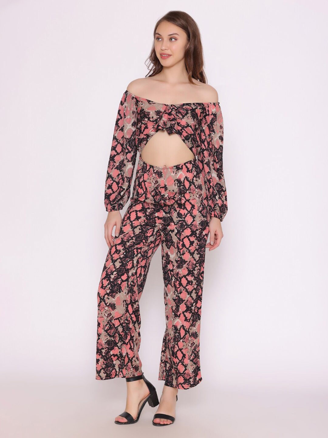 

YEROS Off-Shoulder Printed Basic Jumpsuit, Black