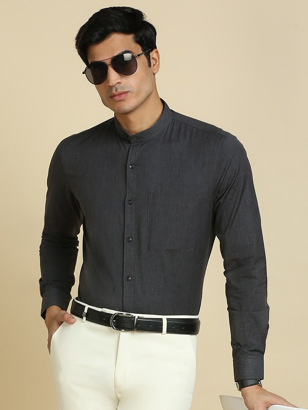 

INVICTUS Original Slim Fit Band Collar Cotton Formal Shirt, Black