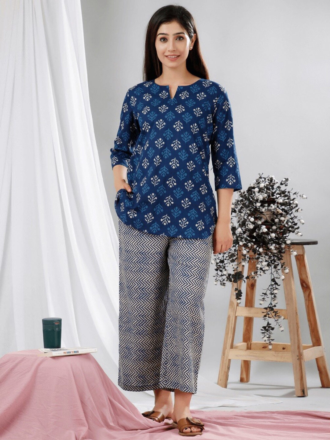 

FEATHERS CLOSET Ethnic Printed Pure Cotton Night Suit, Blue
