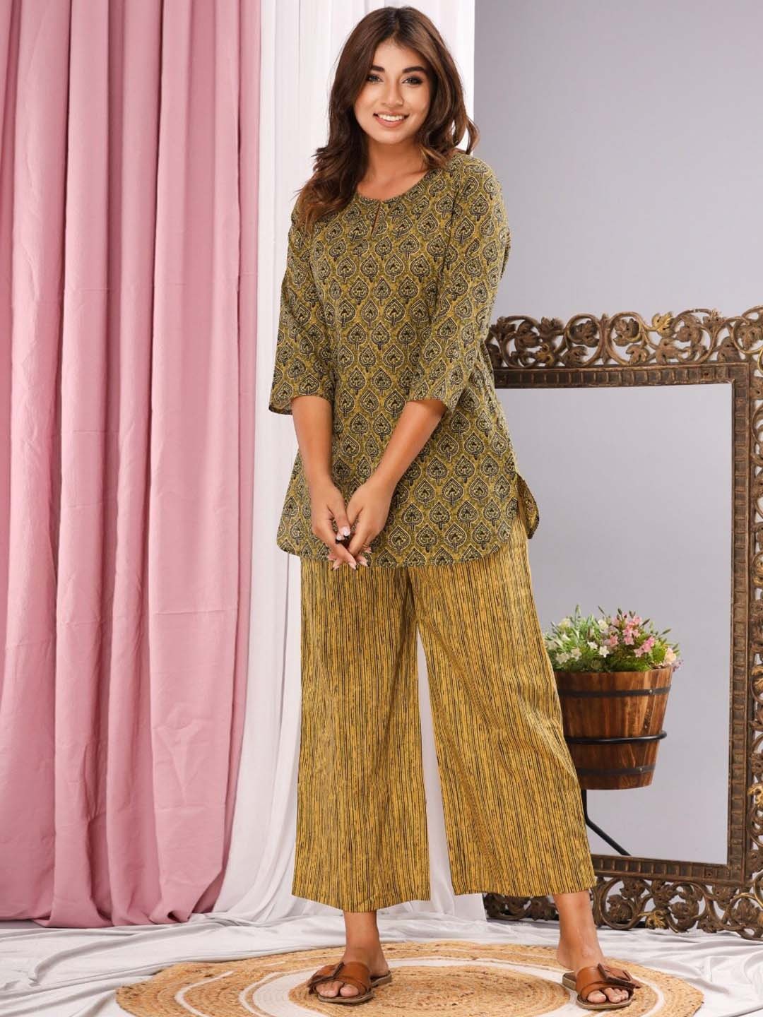 

FEATHERS CLOSET Ethnic Printed Pure Cotton Night Suit, Green