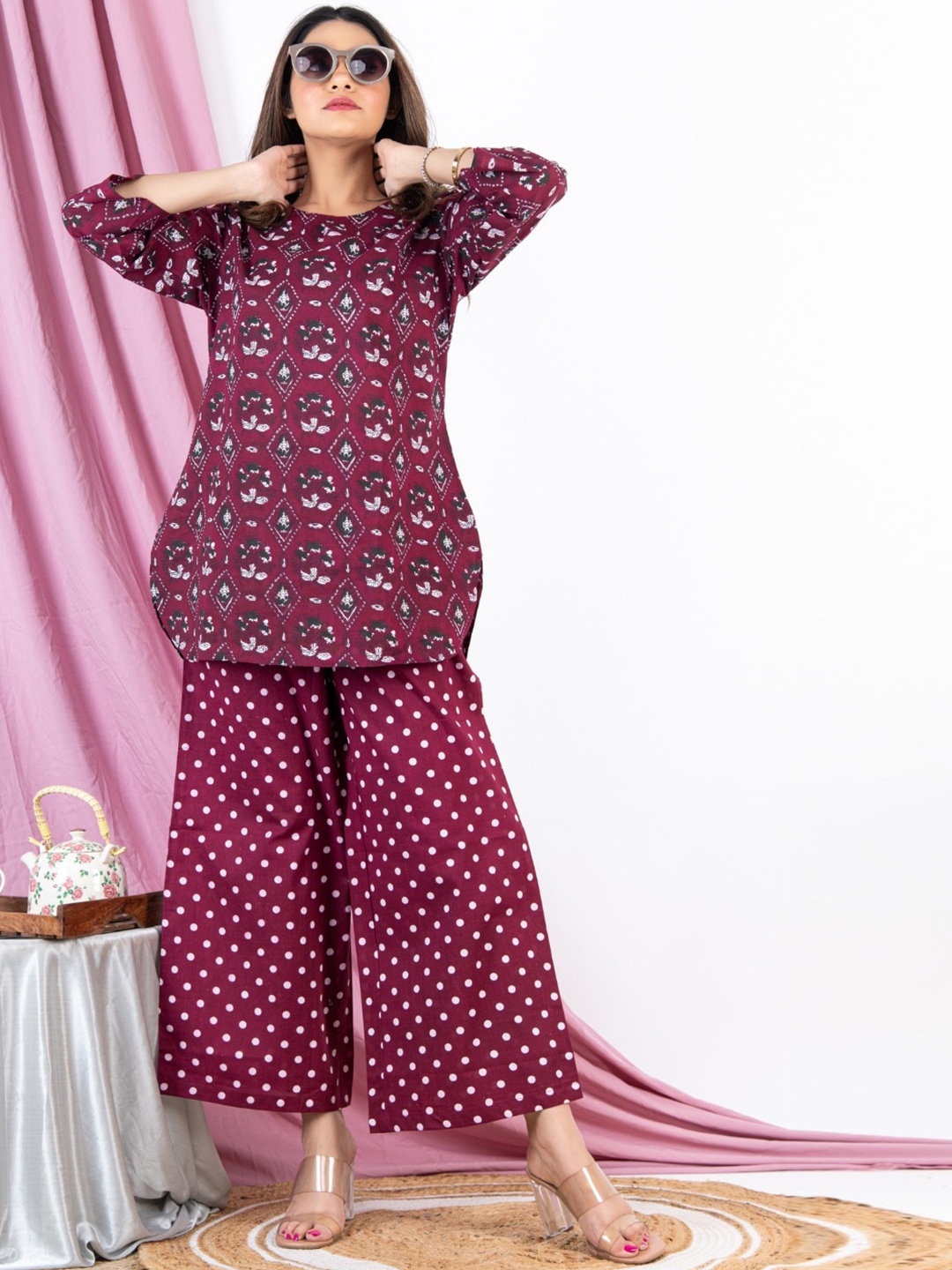 

FEATHERS CLOSET Ethnic Motifs Printed Pure Cotton Night Suit, Burgundy