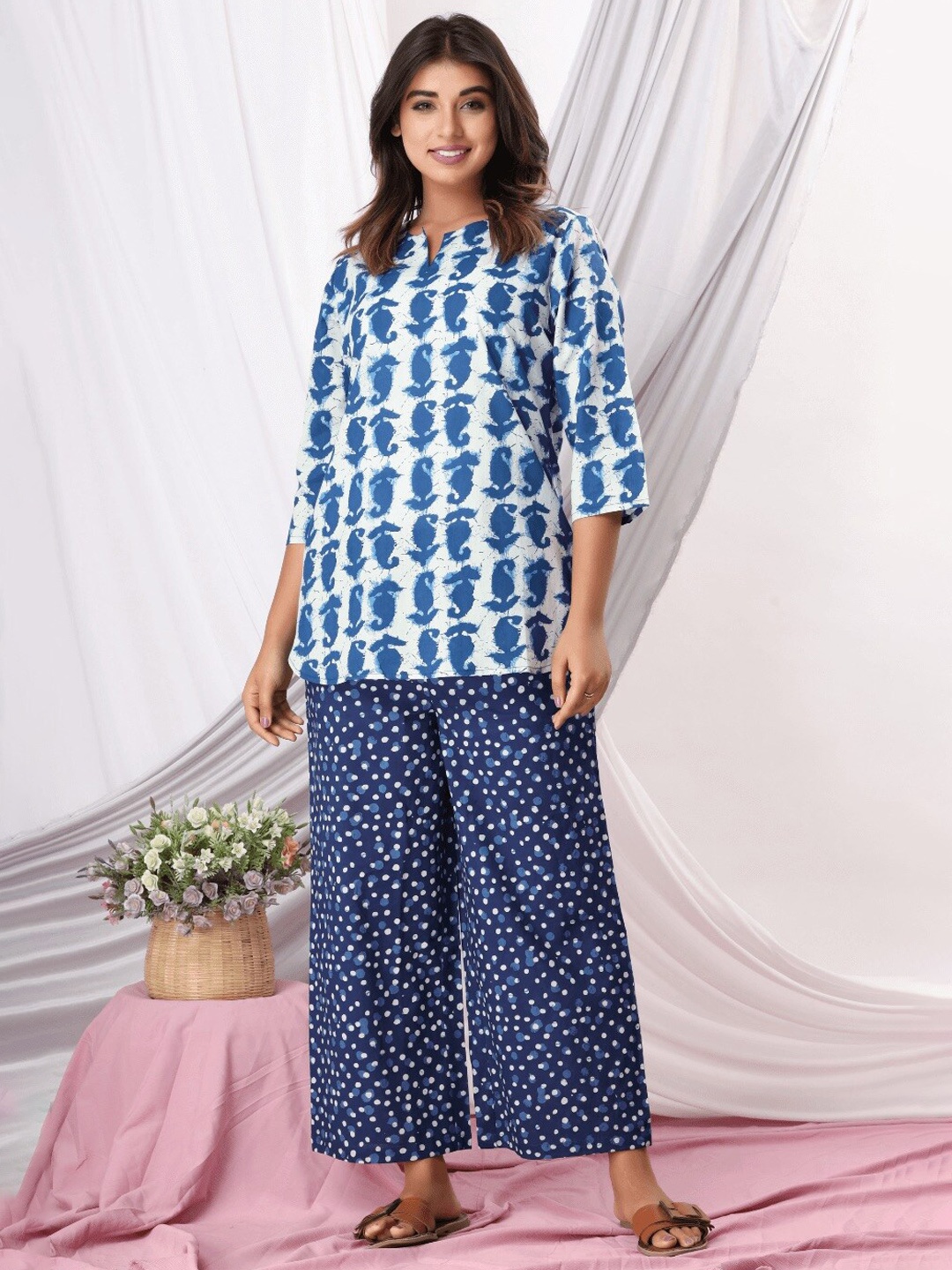 

FEATHERS CLOSET Ethnic Printed Pure Cotton Night Suit, Blue