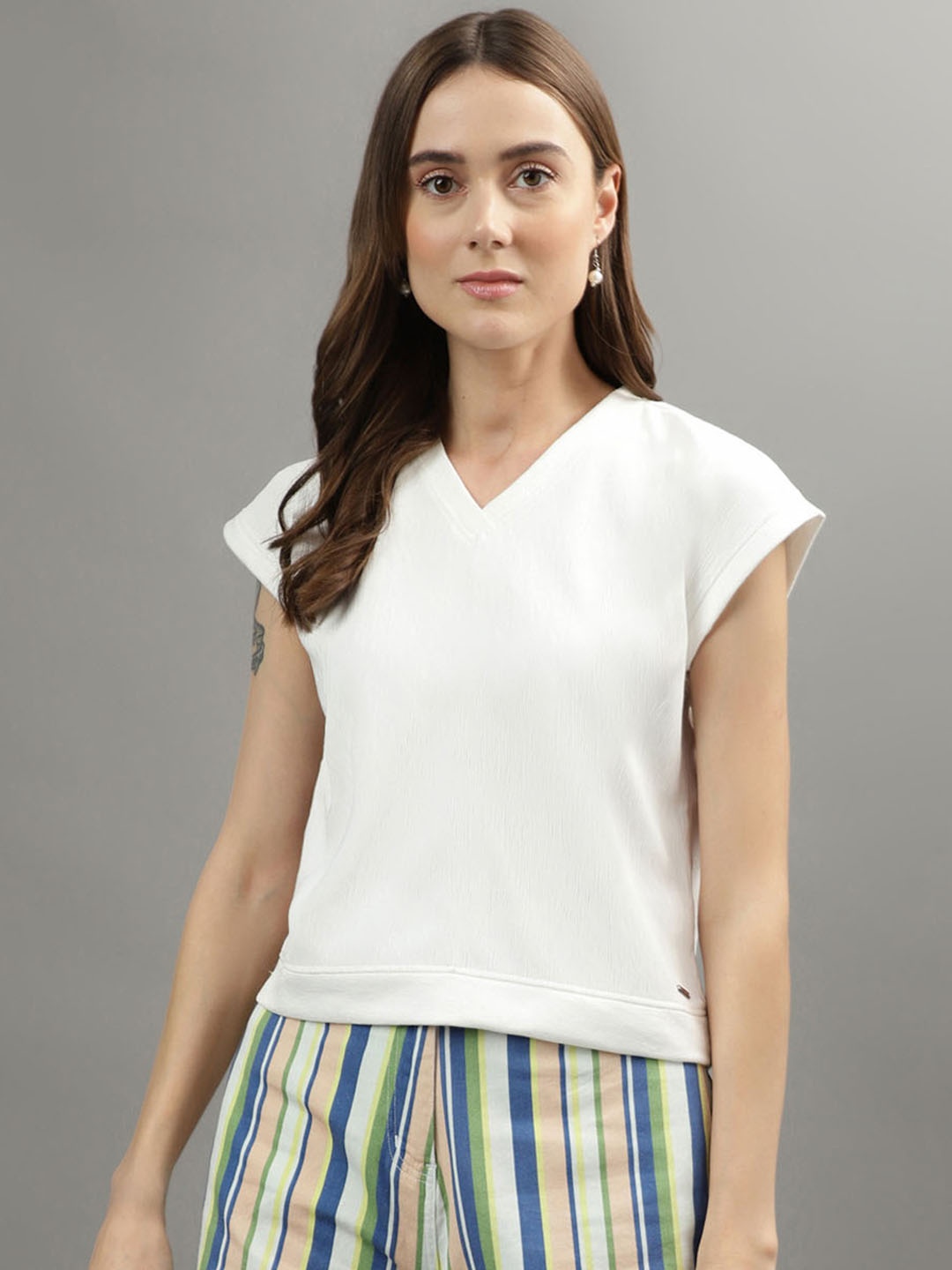 

Iconic Extended Sleeves Regular Top, White