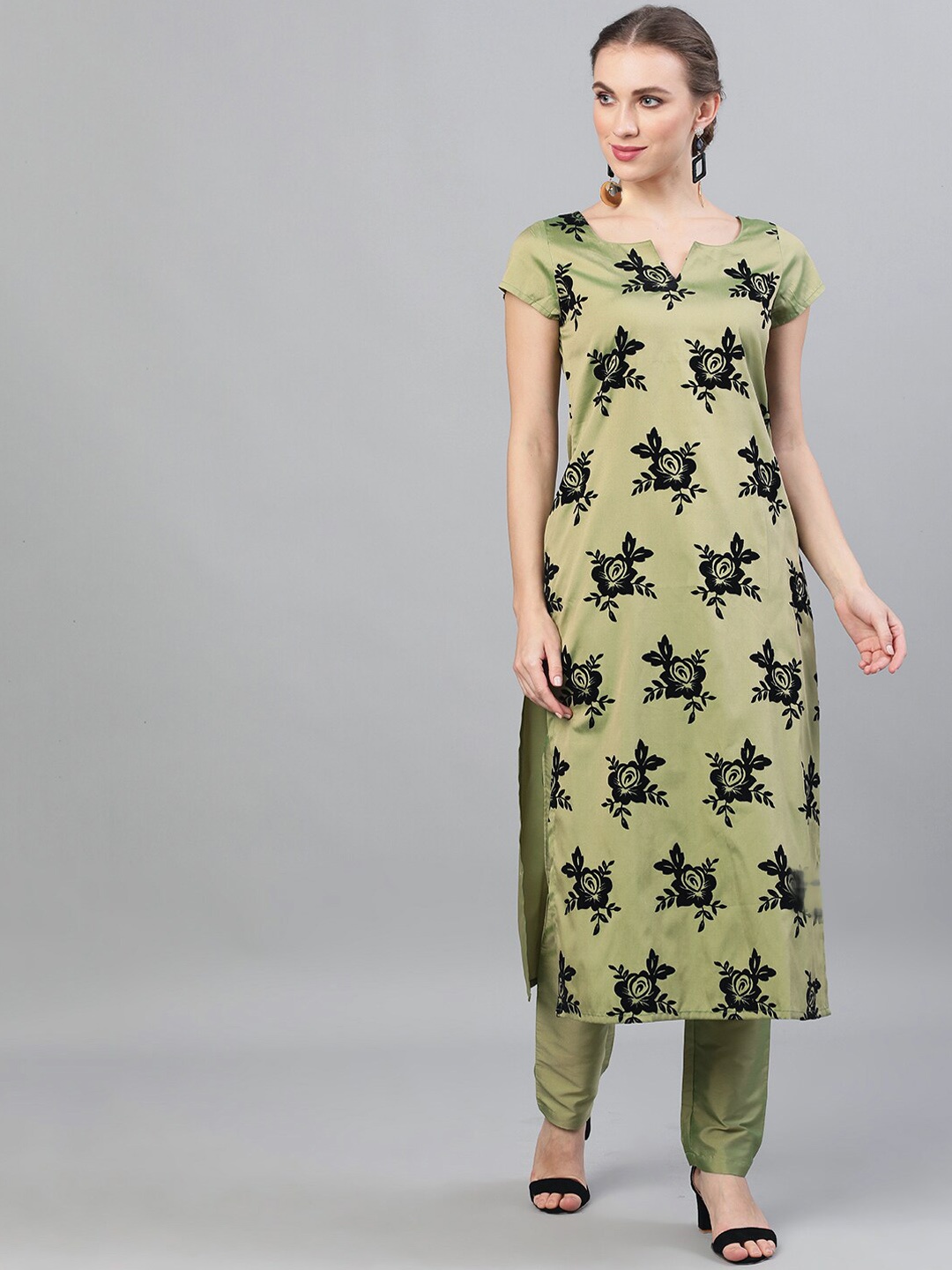 

AKS Couture Floral Printed Regular Kurta with Trousers, Green