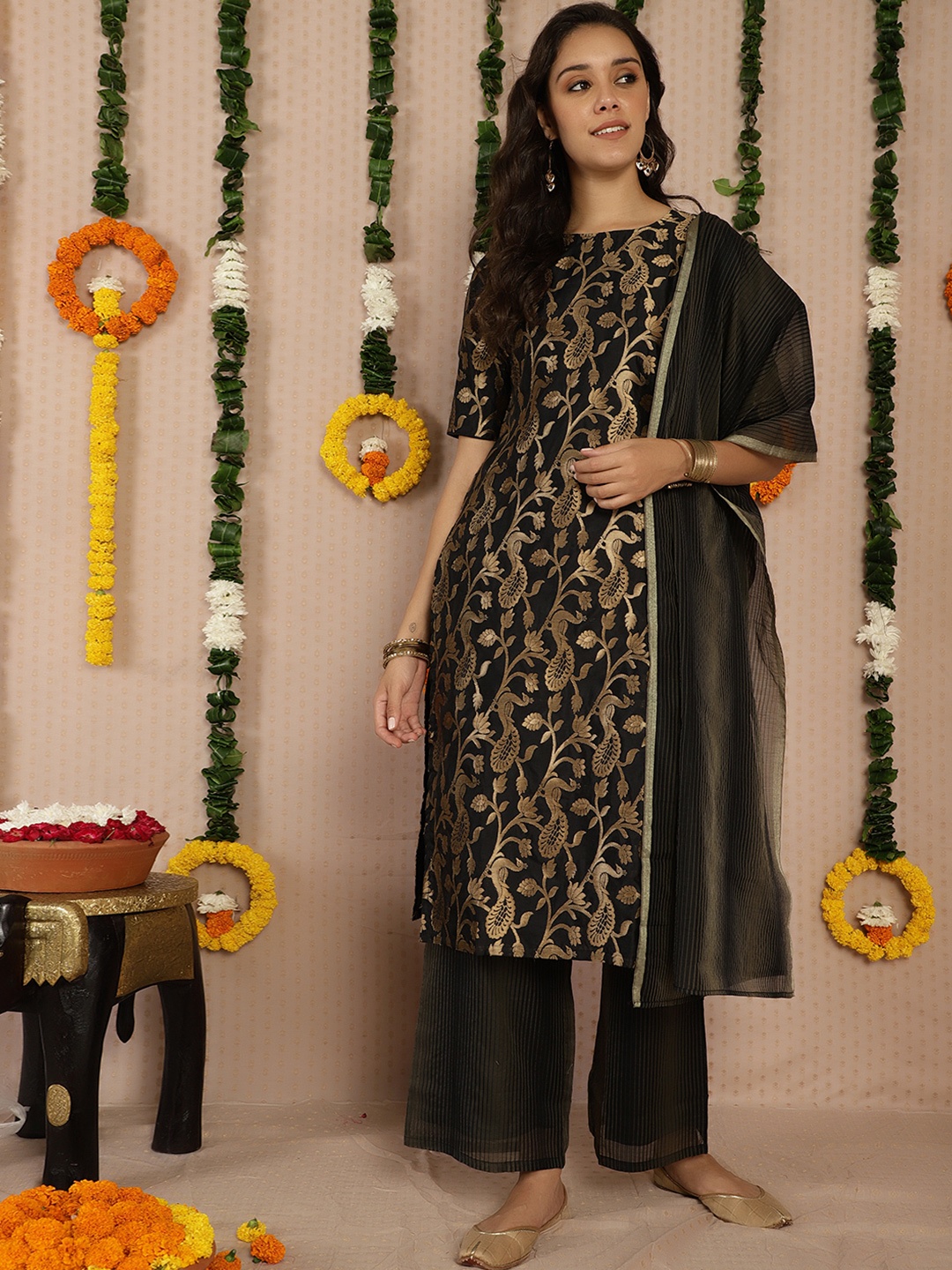 

AKS Couture Floral Woven Design Regular Kurta with Palazzos & With Dupatta, Black