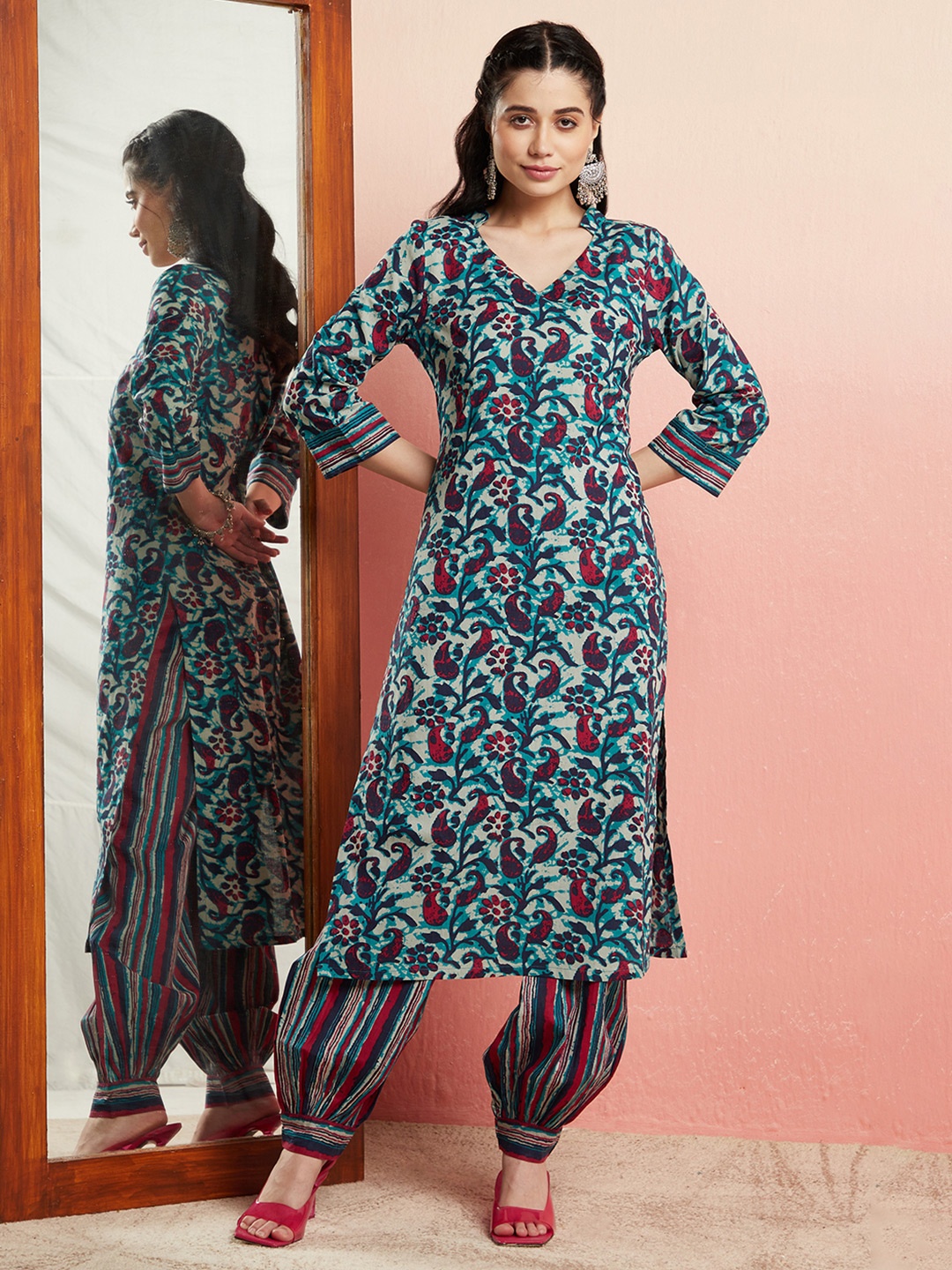 

AKS Floral Printed V-Neck Pure Cotton Kurta with Salwar, Cream