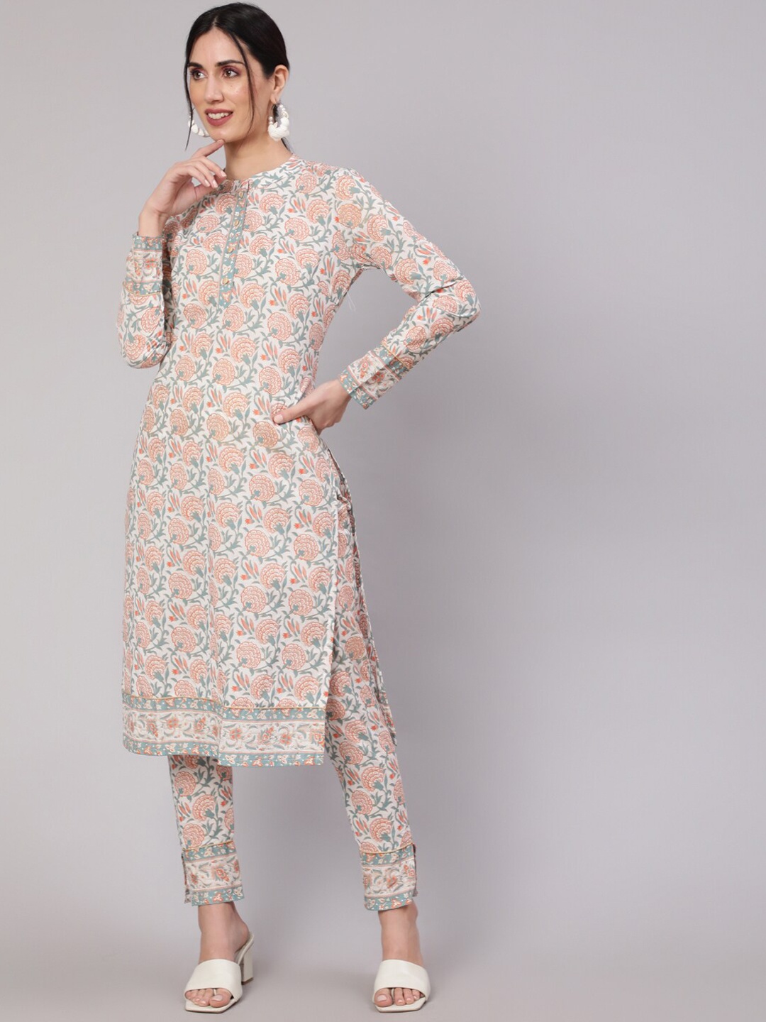 

AKS Floral Printed Pure Cotton Kurta With Trousers, White