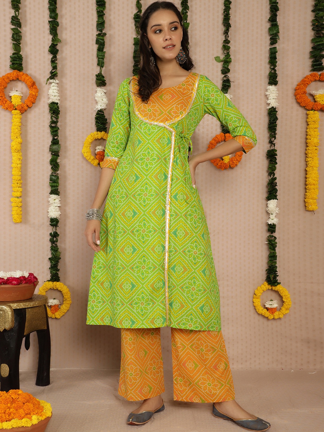 

AKS Bandhani Printed Gotta Patti Pure Cotton Angrakha Kurta With Palazzos, Green