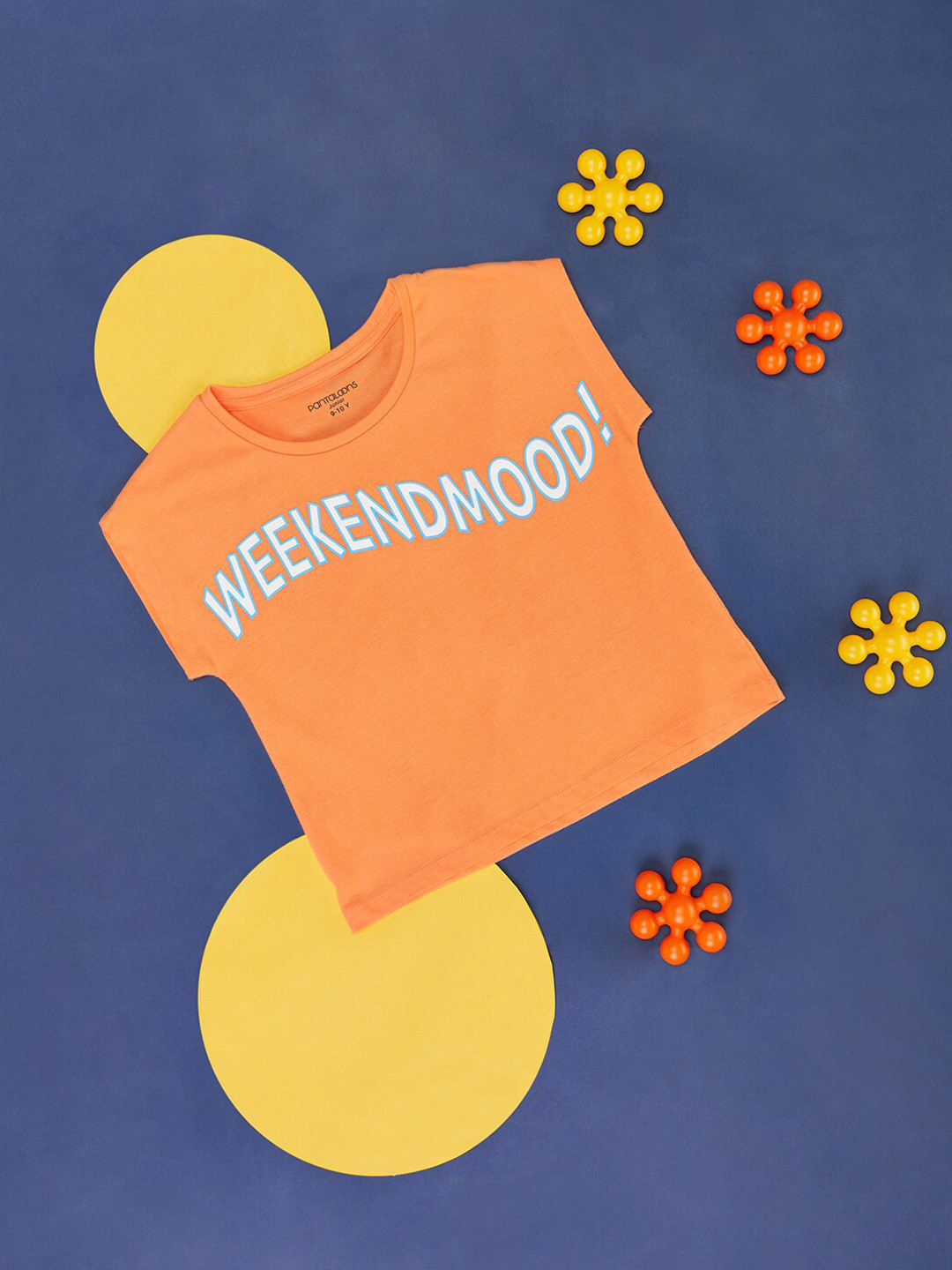 

Pantaloons Junior Girls Typography Printed Extended Sleeves Cotton T-shirt, Orange