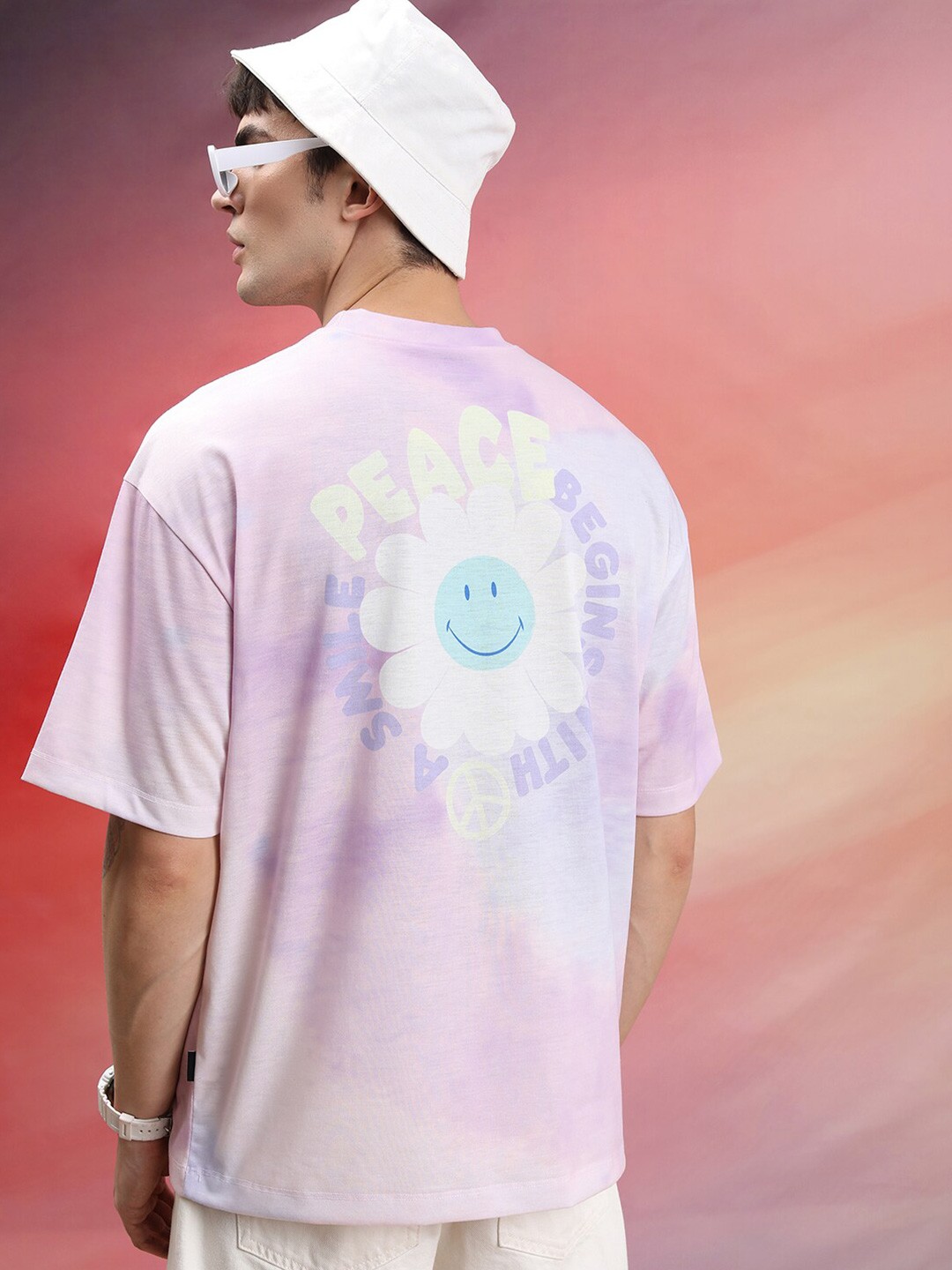 

HIGHLANDER Unisex Typography Printed Drop Shoulder-Sleeves Oversized T-shirt, Pink
