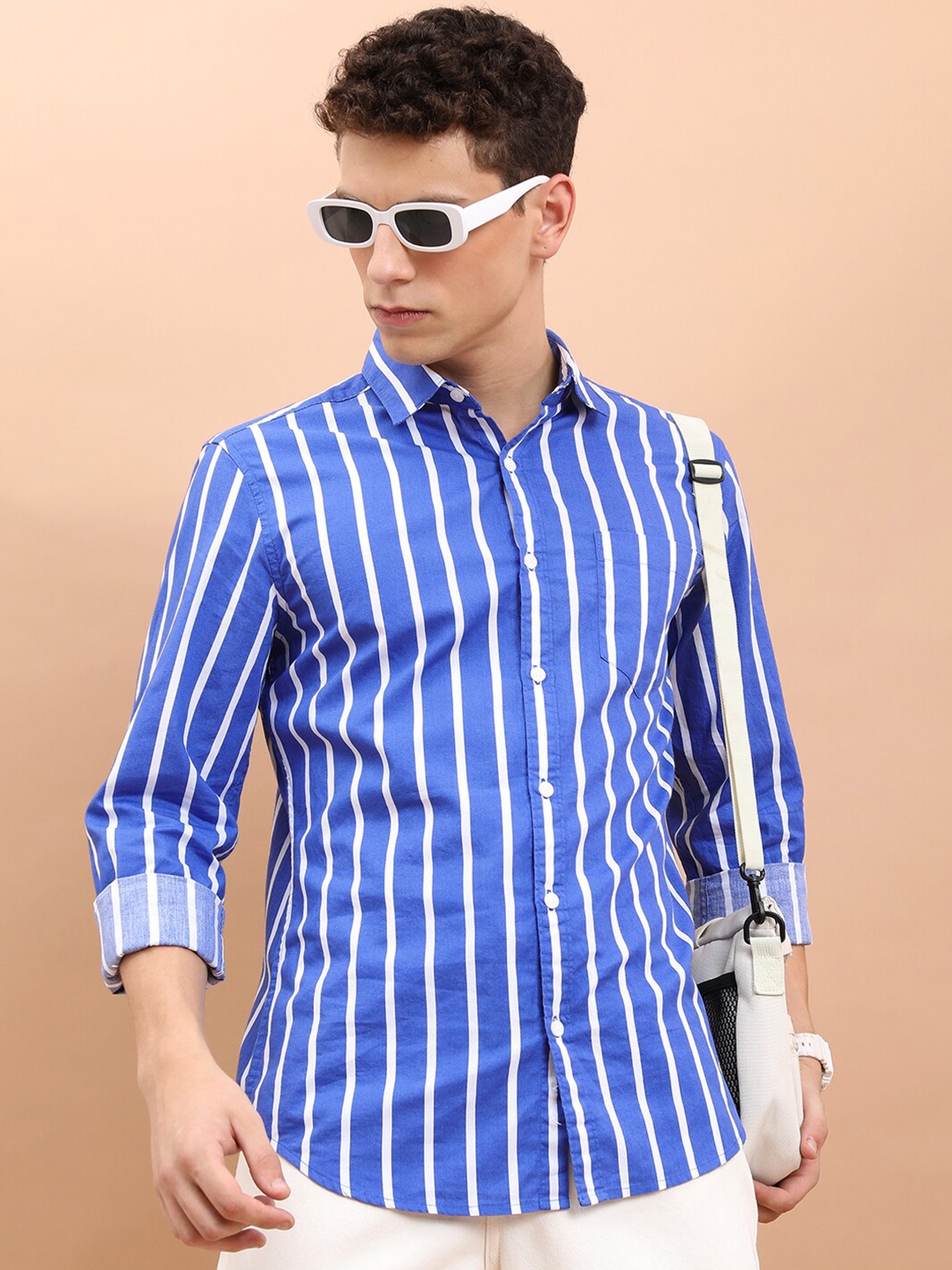 

HIGHLANDER Blue Vertical Stripes Spread Collar Cotton Casual Shirt