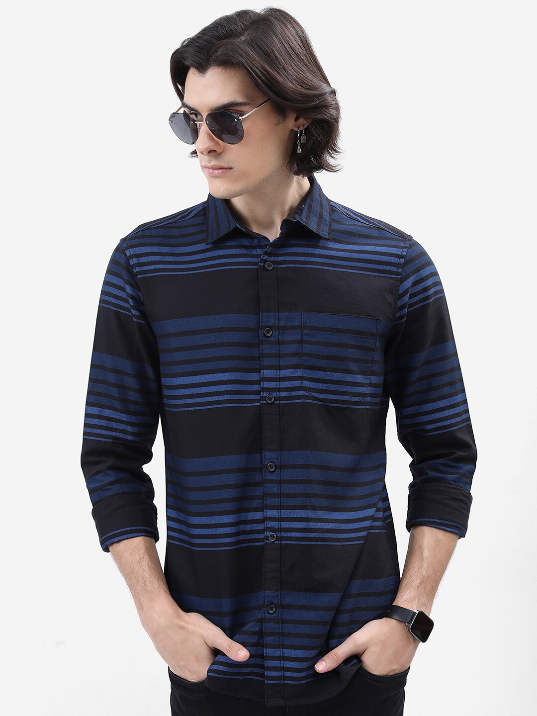 

HIGHLANDER Navy Blue Horizontal Striped Slim Fit Spread Collar Casual Shirt