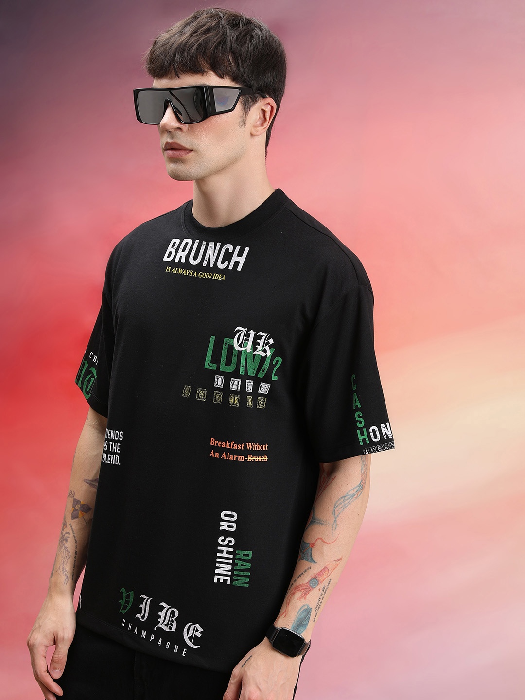 

HIGHLANDER Unisex Typography Printed Drop Shoulder-Sleeves Oversized T-shirt, Black