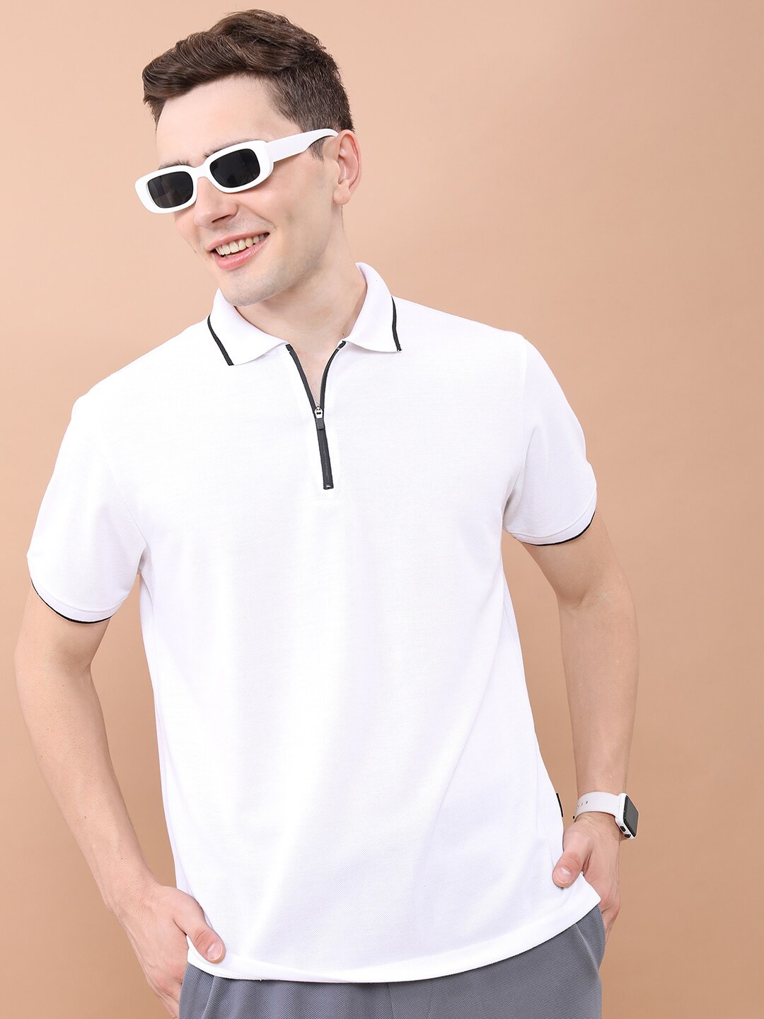 

HIGHLANDER White Polo Collar Slim Fit T-shirt