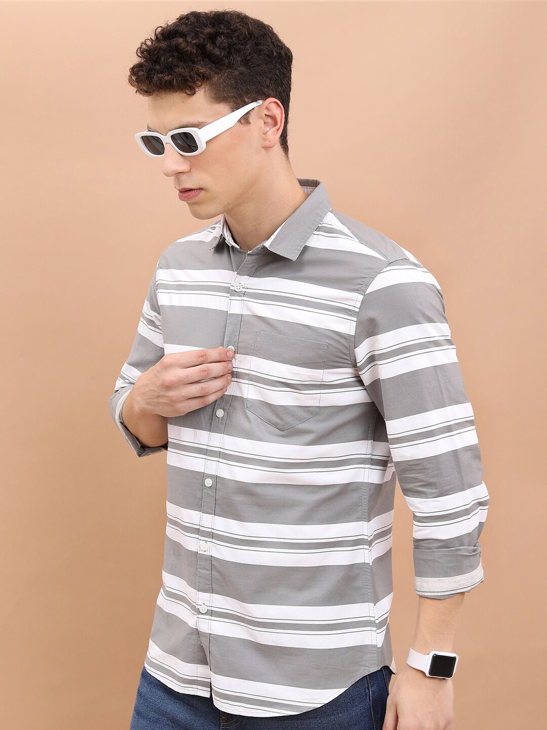 

HIGHLANDER Grey Horizontal Striped Slim Fit Spread Collar Cotton Casual Shirt