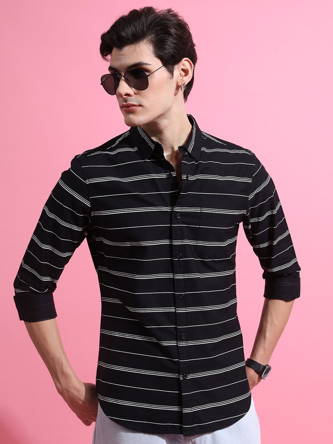 

HIGHLANDER Black & Off White Slim Fit Horizontal Striped Cotton Casual Shirt