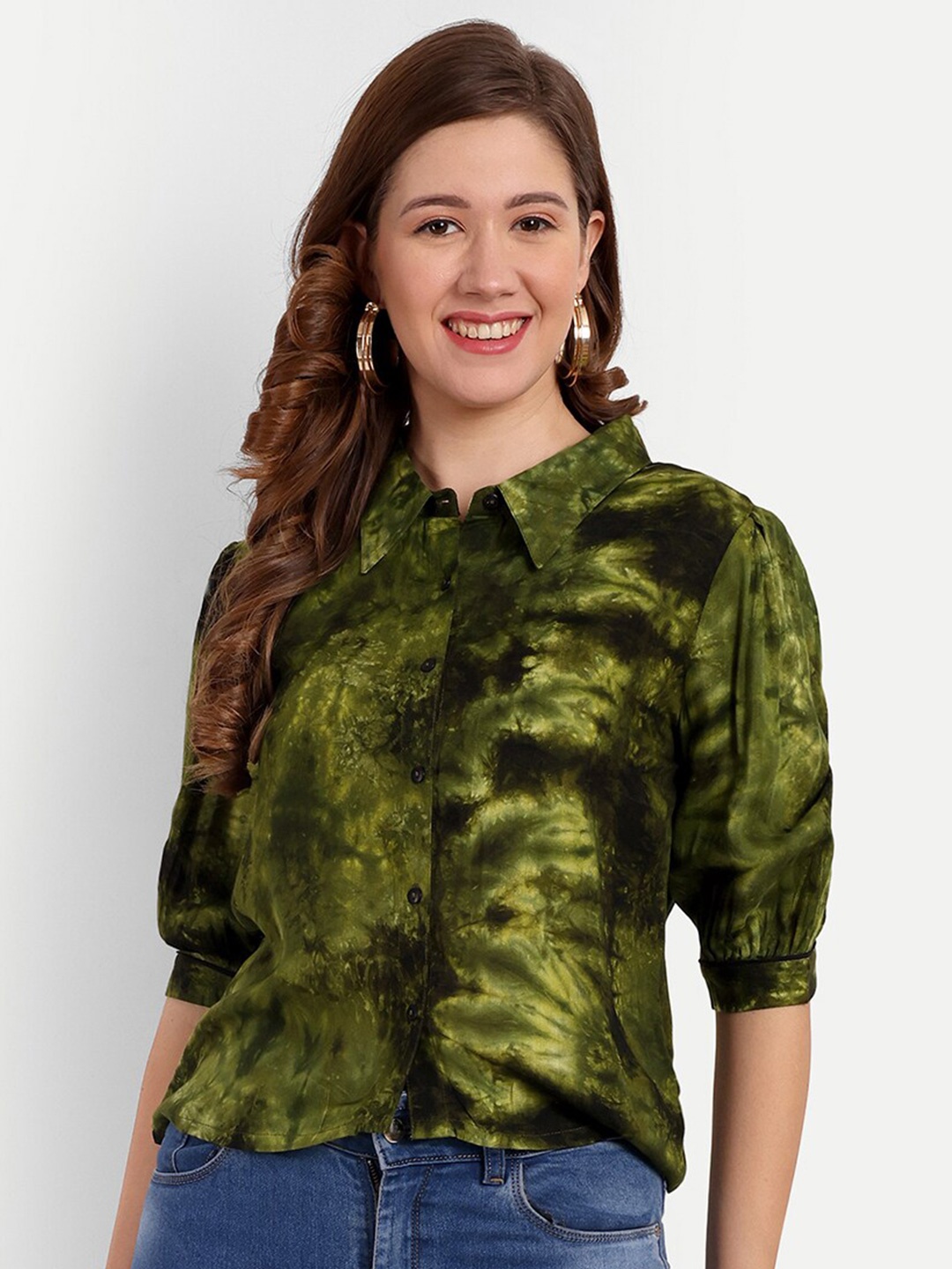 

D 'VESH Abstract Printed Spread Collar Regular Fit Casual Shirt, Olive