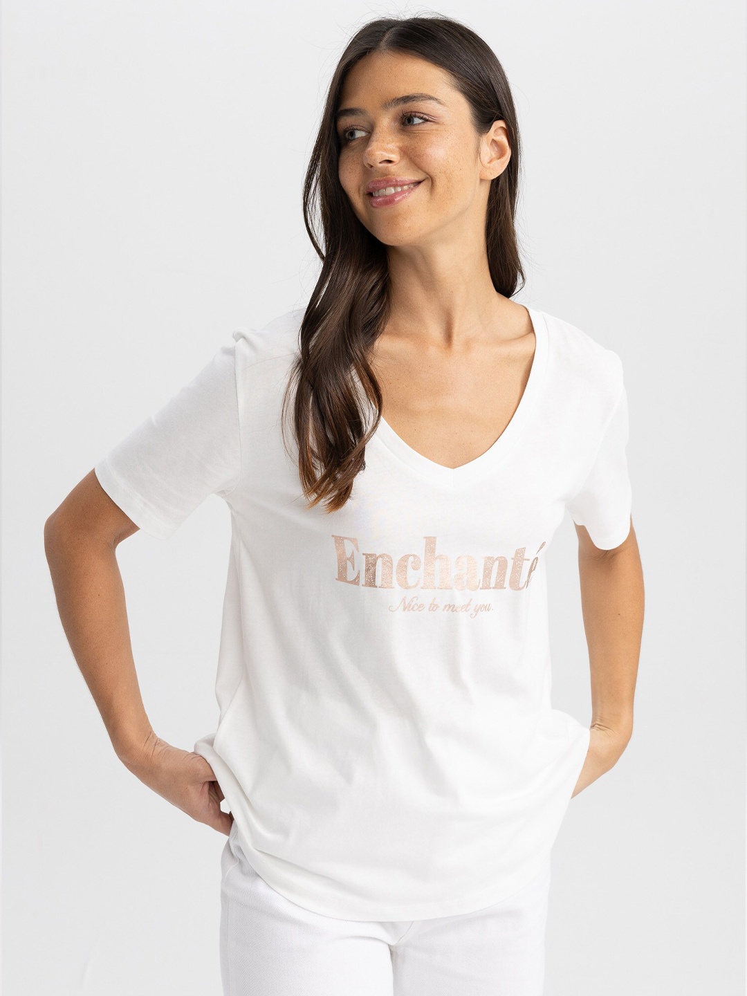 

DeFacto Typography Printed V-Neck T-shirt, White