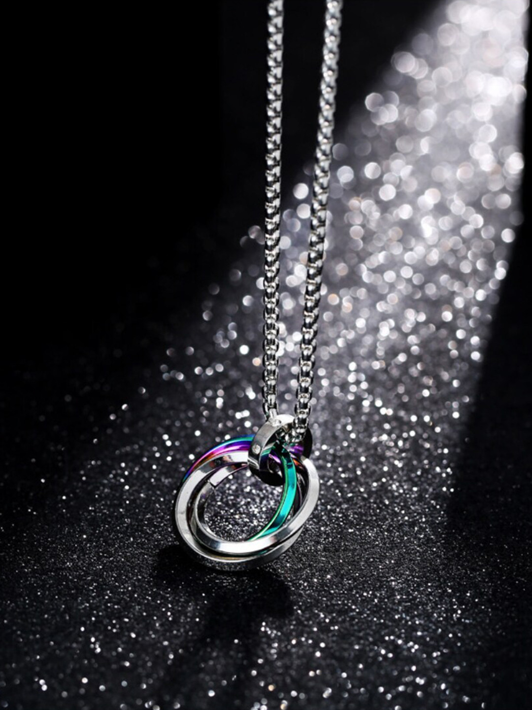 

SALTY Ringed Eclipse Pendant With Chain, Silver