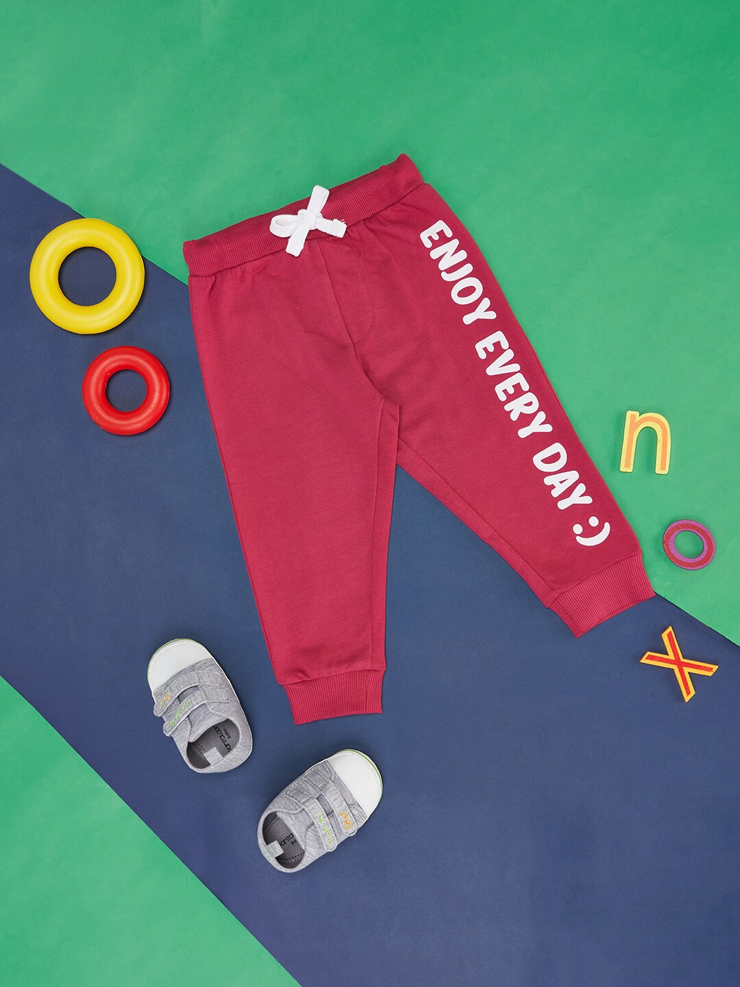 

Pantaloons Baby Infant Boys Typography Printed Cotton Joggers, Pink
