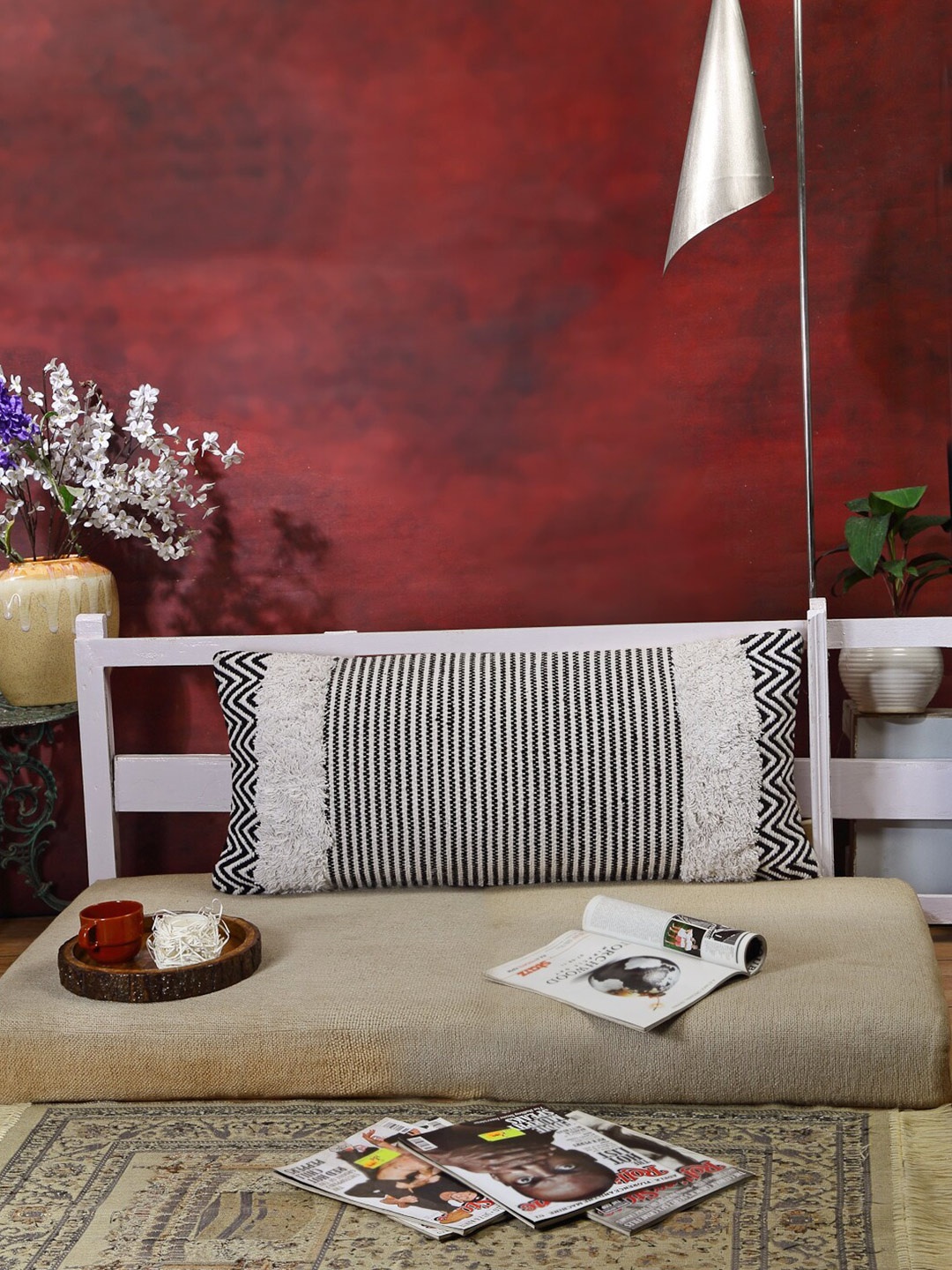 

ANWYN Black & Cream-Coloured Textured Rectangle Pure Cotton Cushion Cover