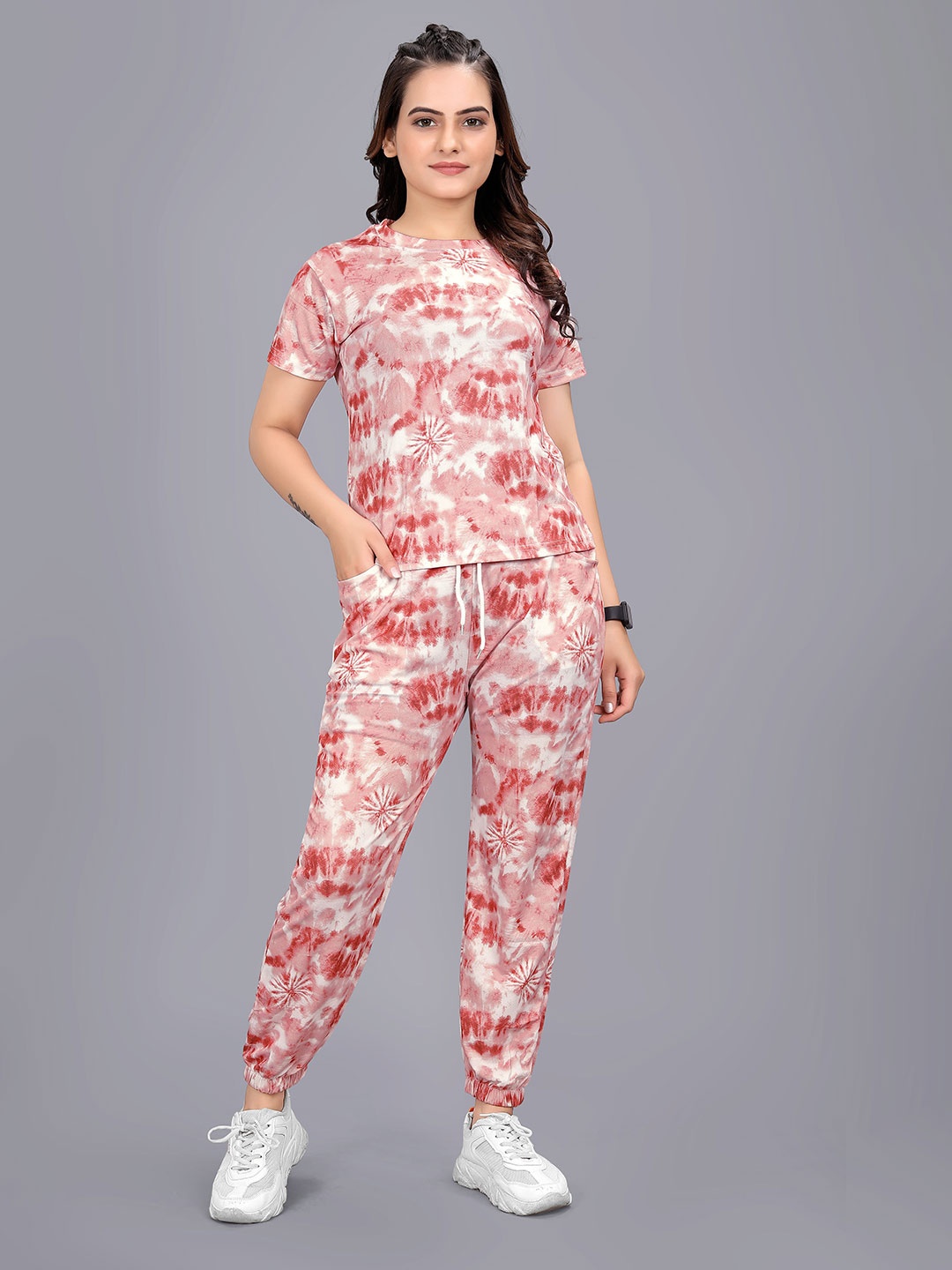 

SAKARMAA Digital Printed Sports Tracksuit, Maroon