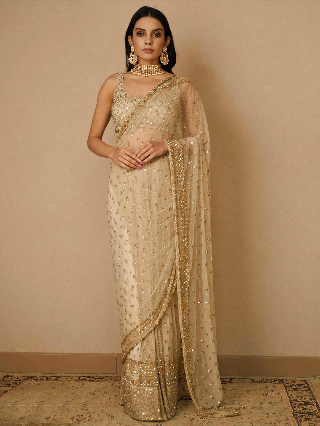 

Angroop Embellished Sequinned Net Saree, Gold