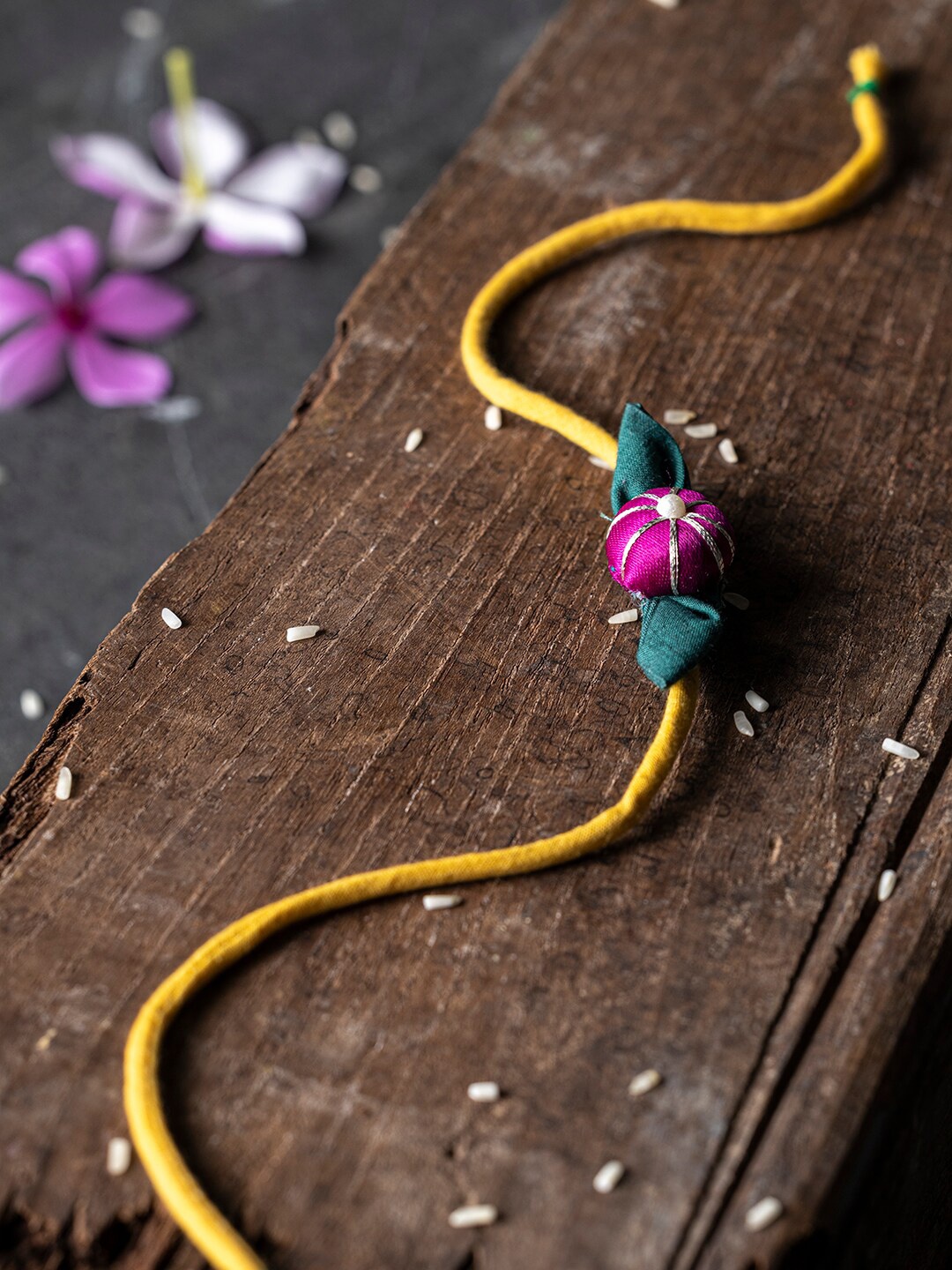 

Contrast Living Set Of 2 Dori Thread Rakhis, Pink