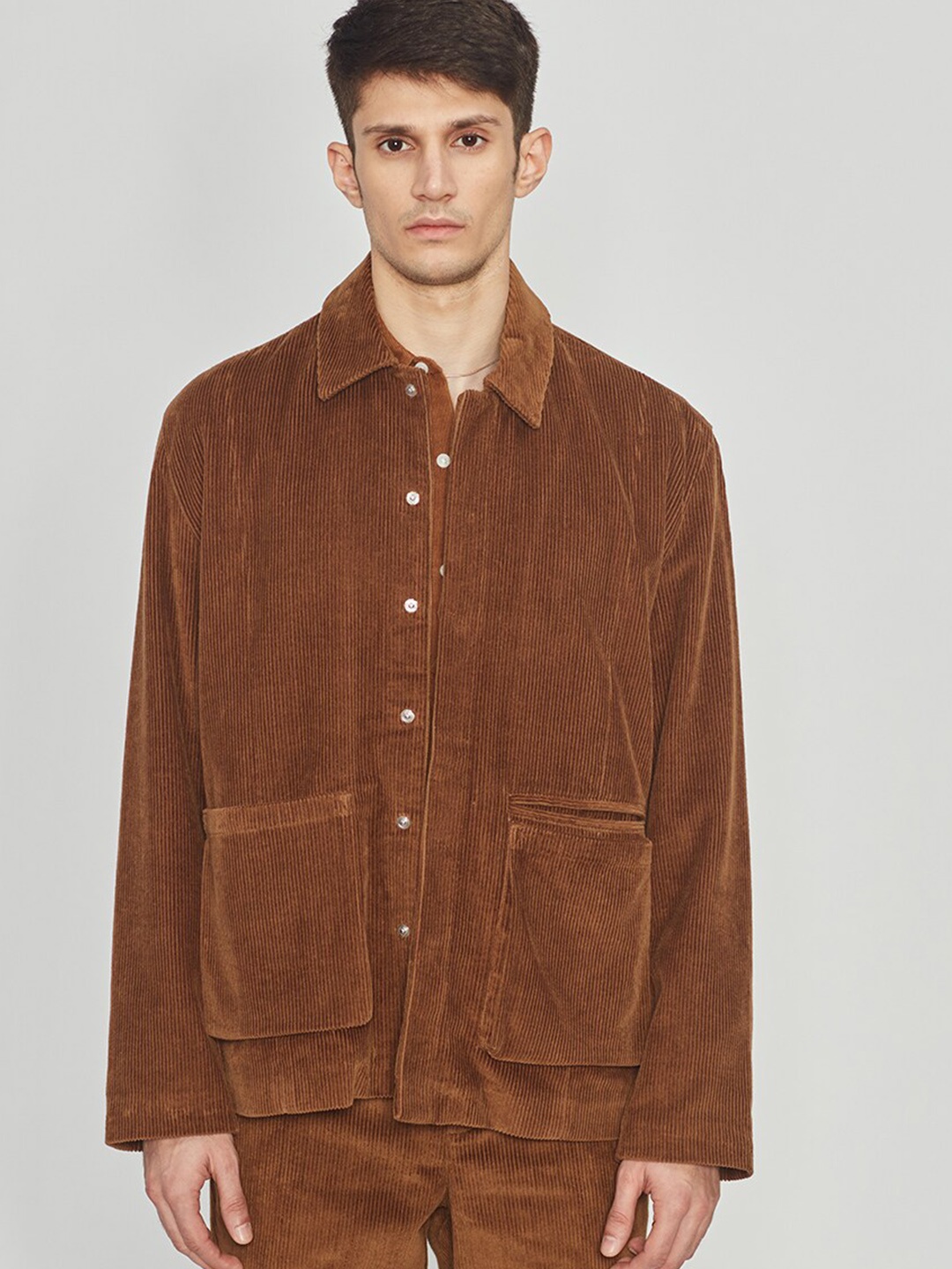 

Bhaane Ribbed Spread Collar Denim Jacket, Brown