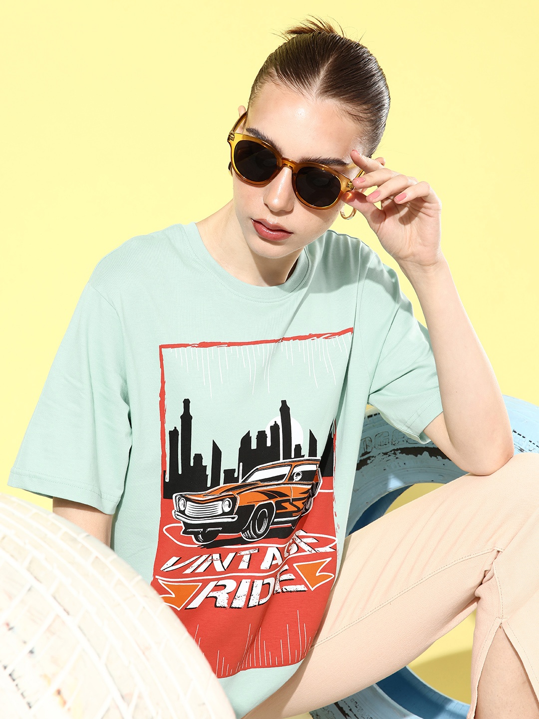 

Difference of Opinion Printed Oversized Drop-Shoulder Sleeves Pure Cotton T-shirt, Sea green