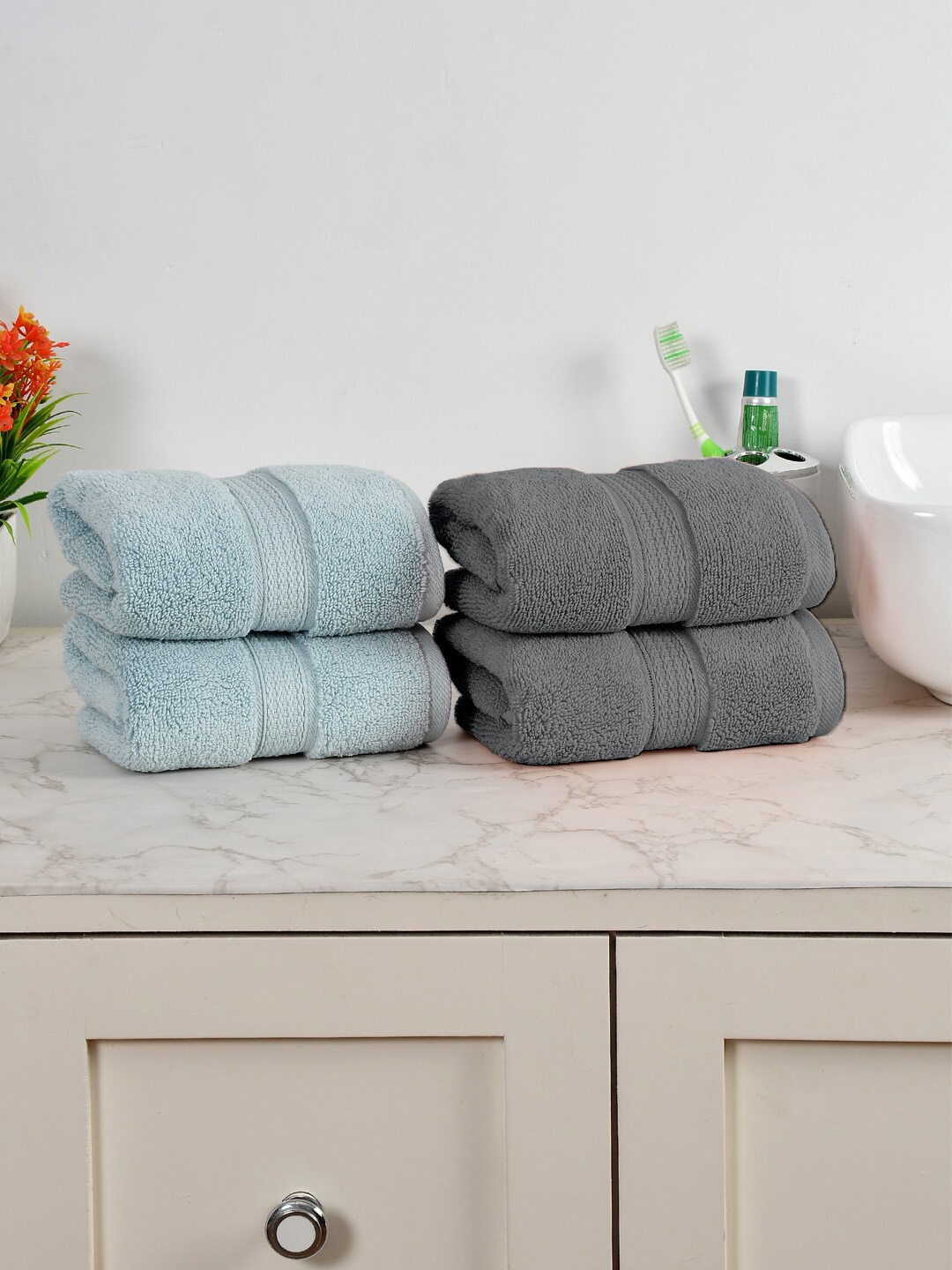 

AVI Living Blue & Grey 4 Pieces 550 GSM Pure Cotton Hand Towels