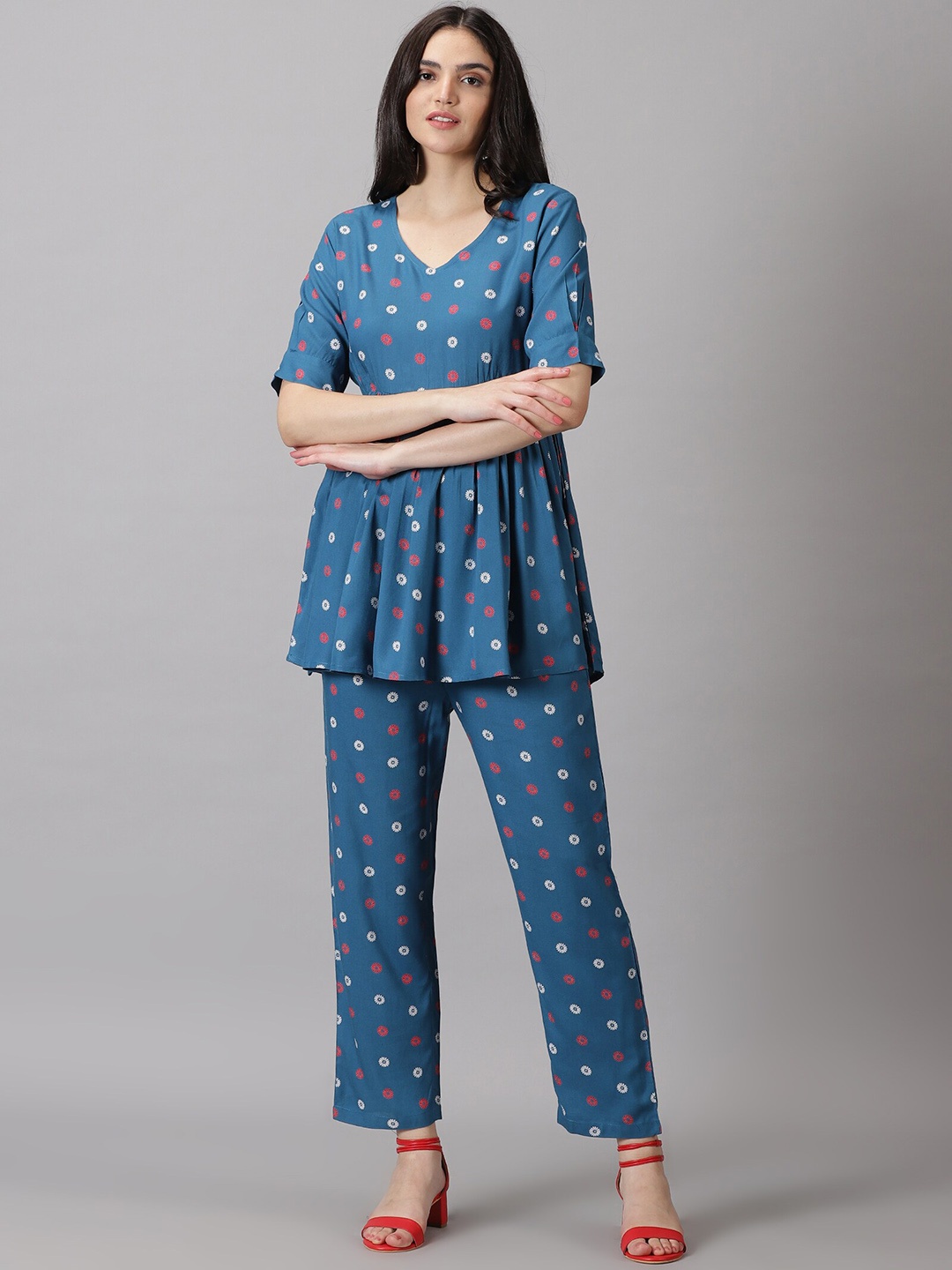 

DK FAB Floral Printed Regular Top With Trousers, Blue