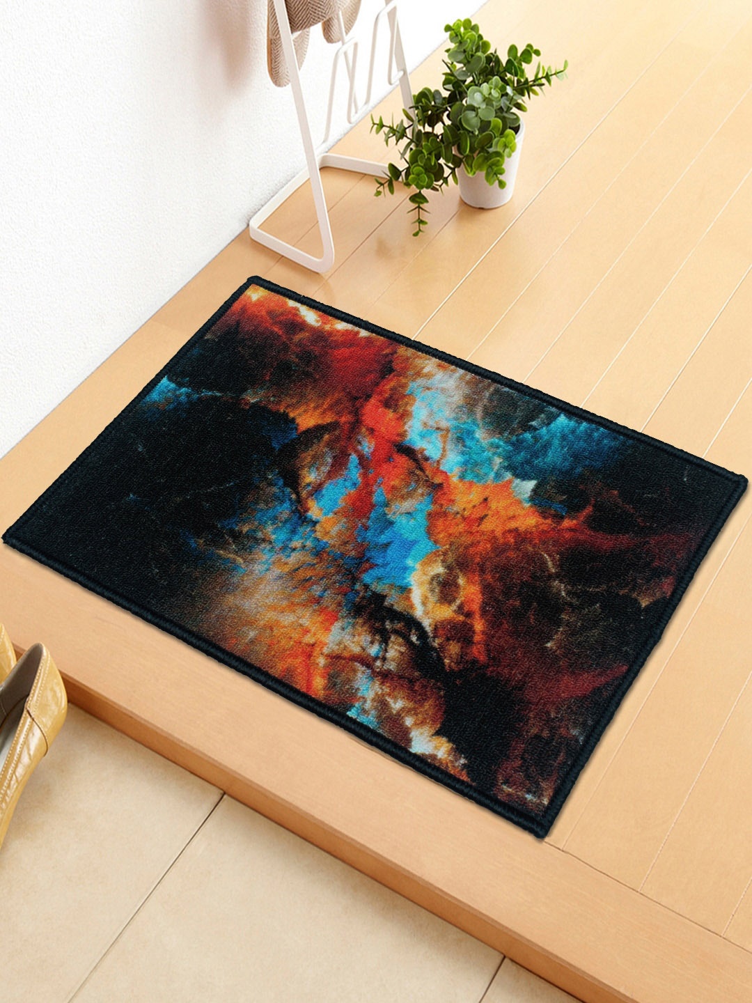 

Story@home Black & Orange Printed Anti-Skid Doormat