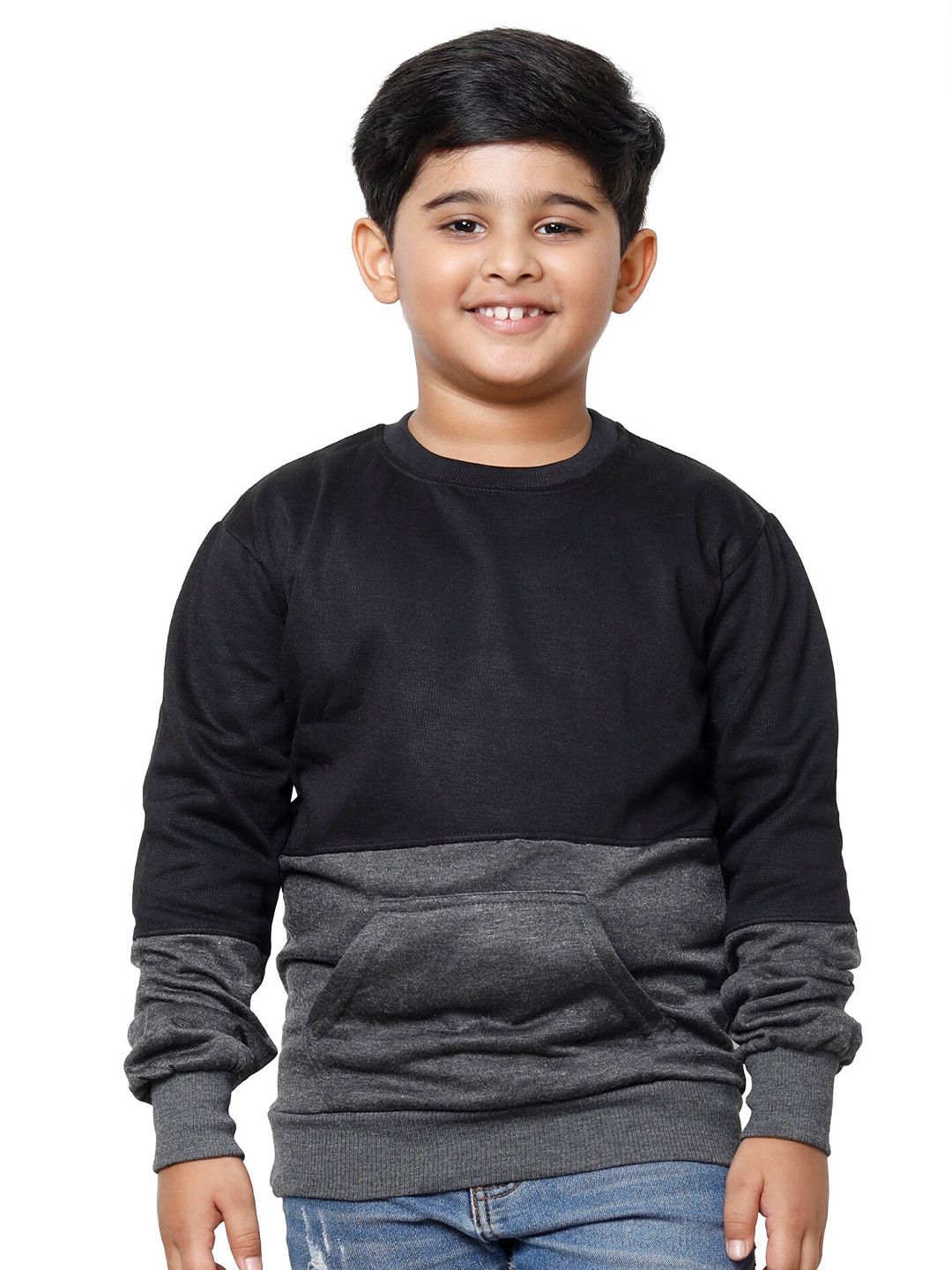 

IndiWeaves Boys Colourblocked Fleece Pullover, Black