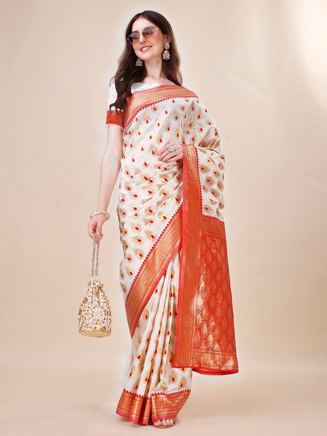 

Dhyey Fashion Ethnic Motifs Woven Design Zari Banarasi Saree, Red