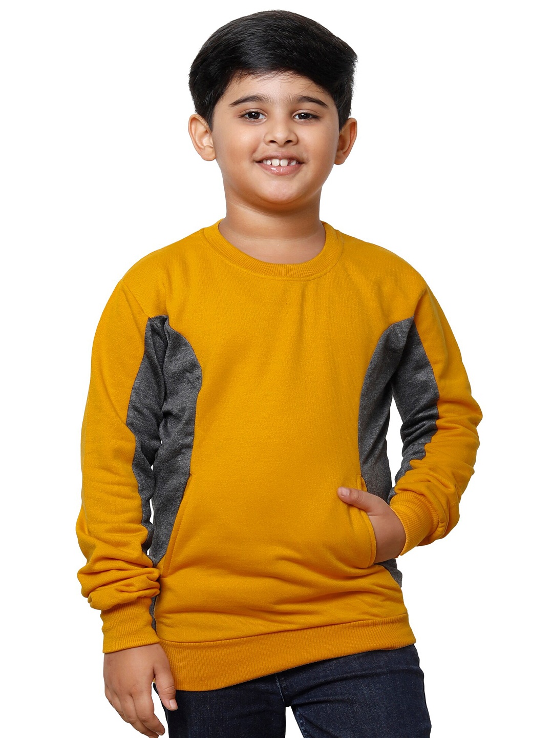 

IndiWeaves Boys Round Neck Sweatshirt, Yellow